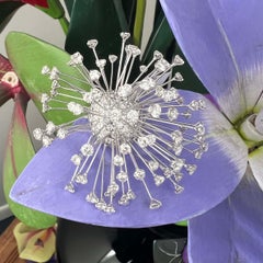 Spilla con diamante "En-Tremblant" di Cantamessa