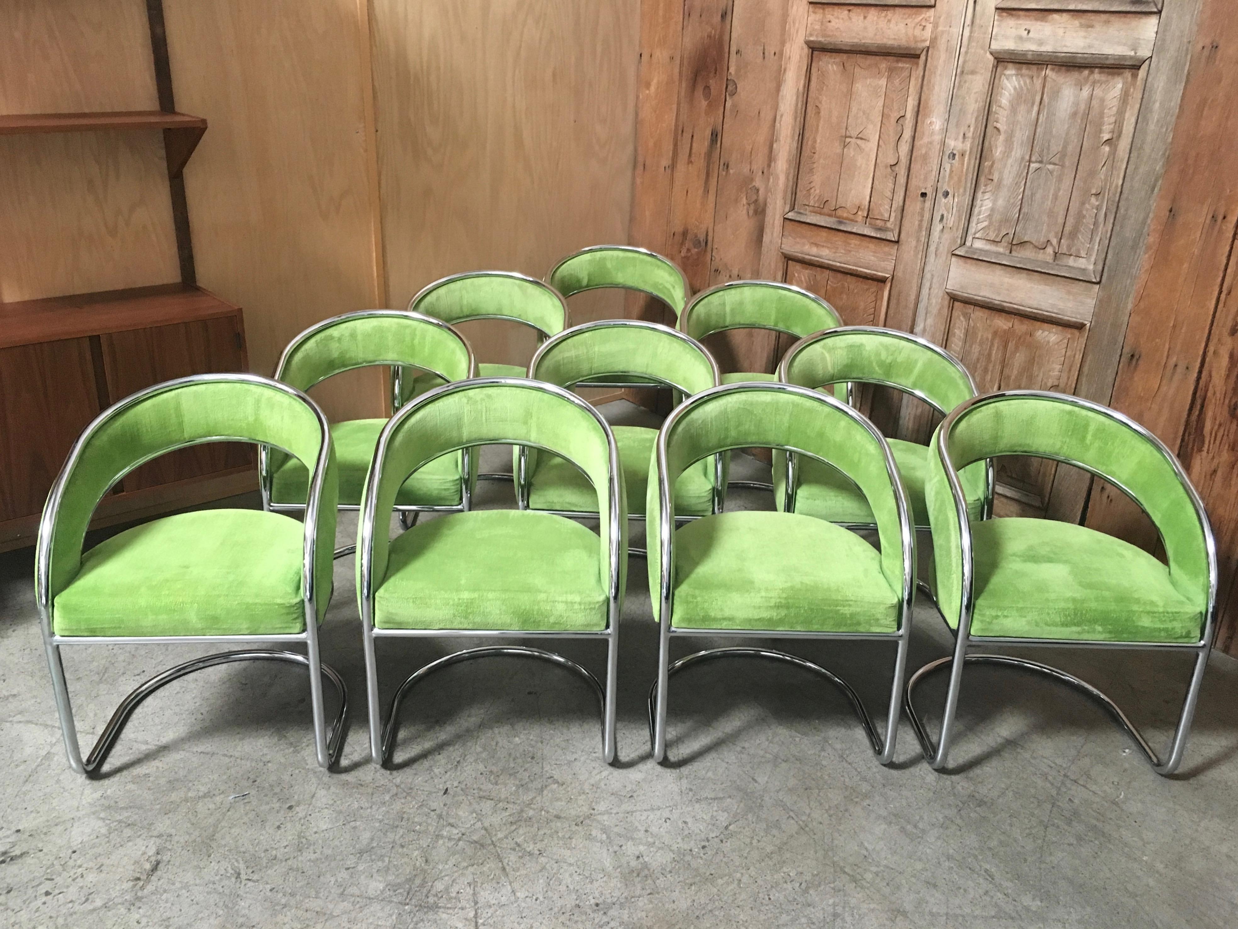 Set of 10 cantilevered dining chairs made by Contemporary Shells inc.
Contemporary Shell Inc was based in Hempstead NY and produced works for many designers including Arthur Umanoff.