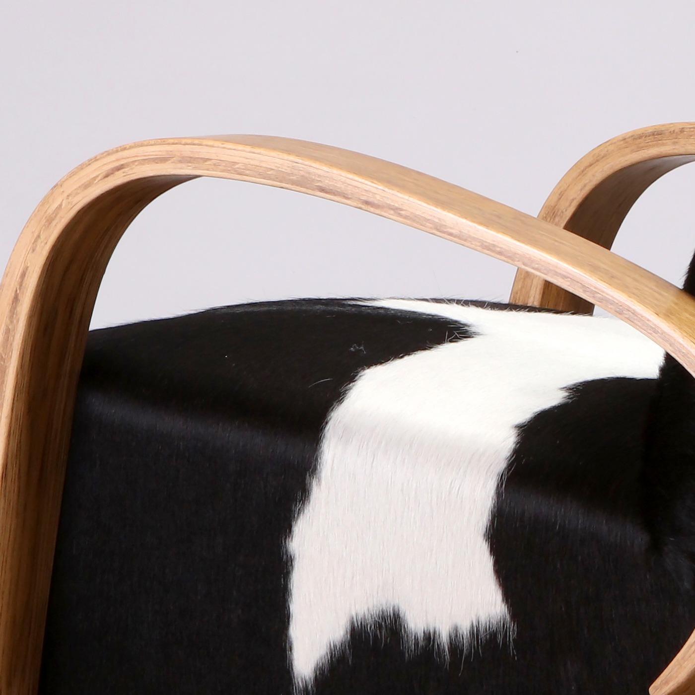 Vacchetta Sedia da salotto a sbalzo in pelle bovina, anni '50 in vendita