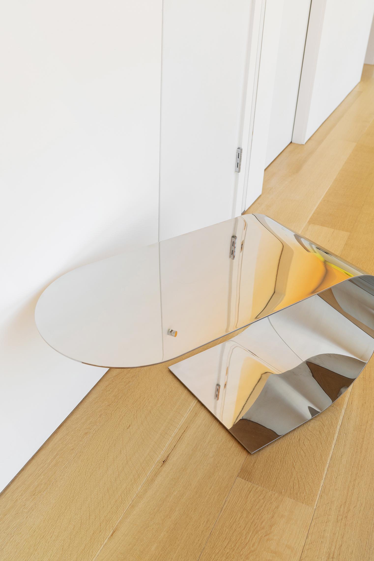 American Contemporary & minimalist Cantilever Table in Recycled Polished Stainless Steel For Sale