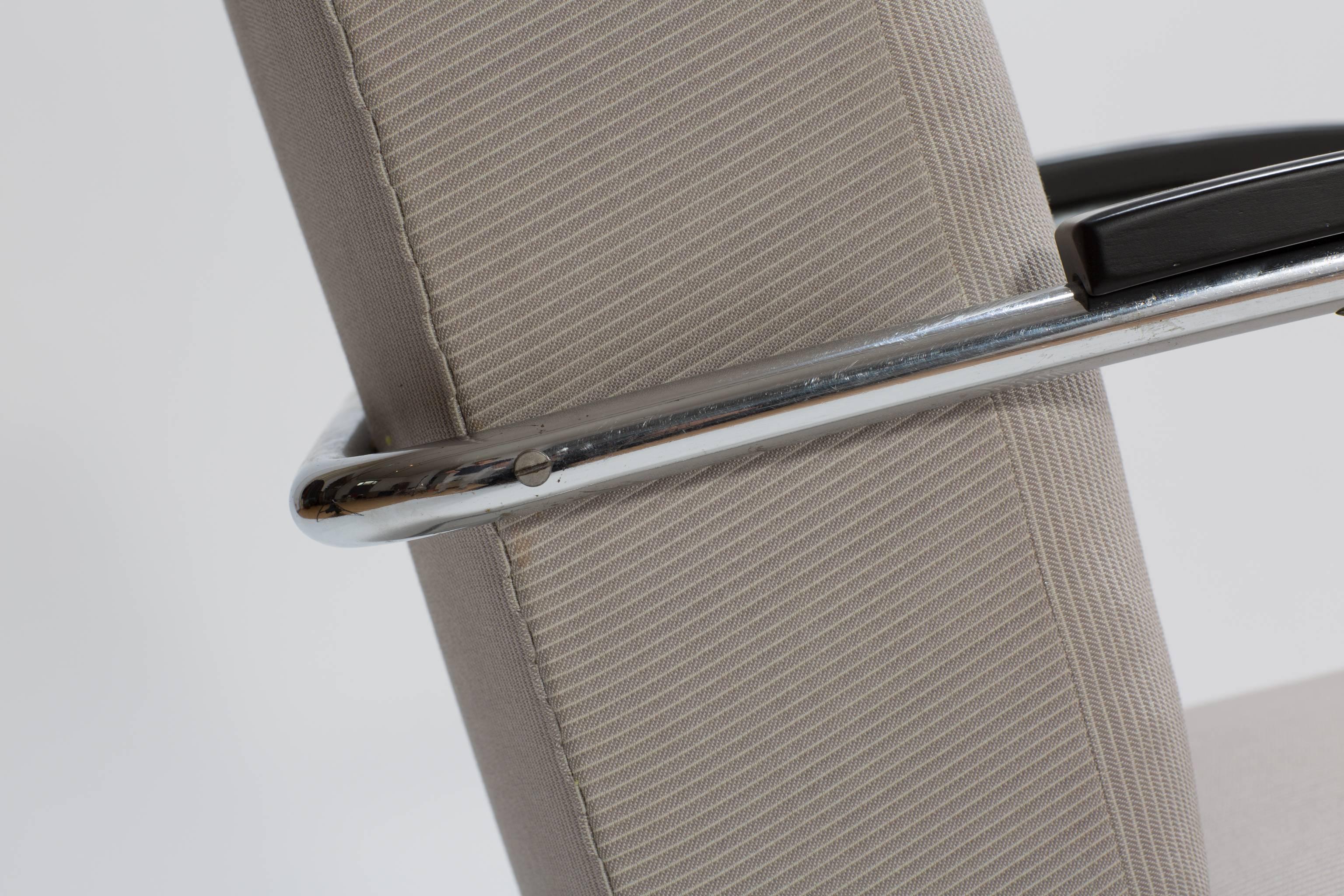 Cantilever Tubular Steel Armchair by Thonet Midcentury Bauhaus Period im Angebot 1