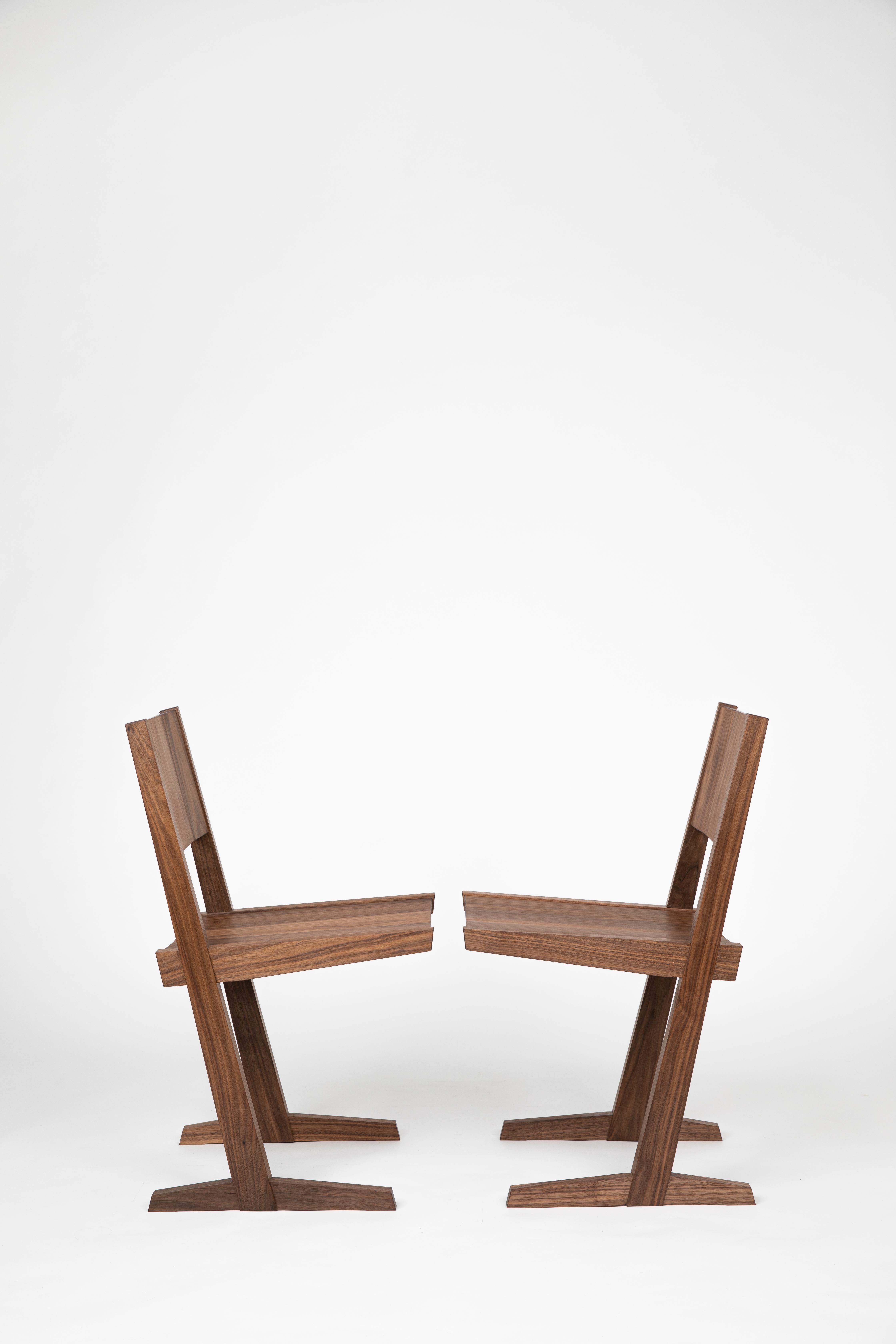 chaise cantilever #3 fabriquée à la main en cerisier noir massif avec finition à l'huile en vente 7