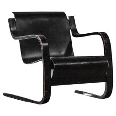  Cantilevered Lounge Chair by Alvar Aalto
