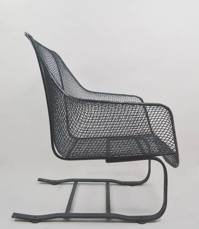 Cantilevered Lounge Chair by Woodard In Good Condition In New York, NY