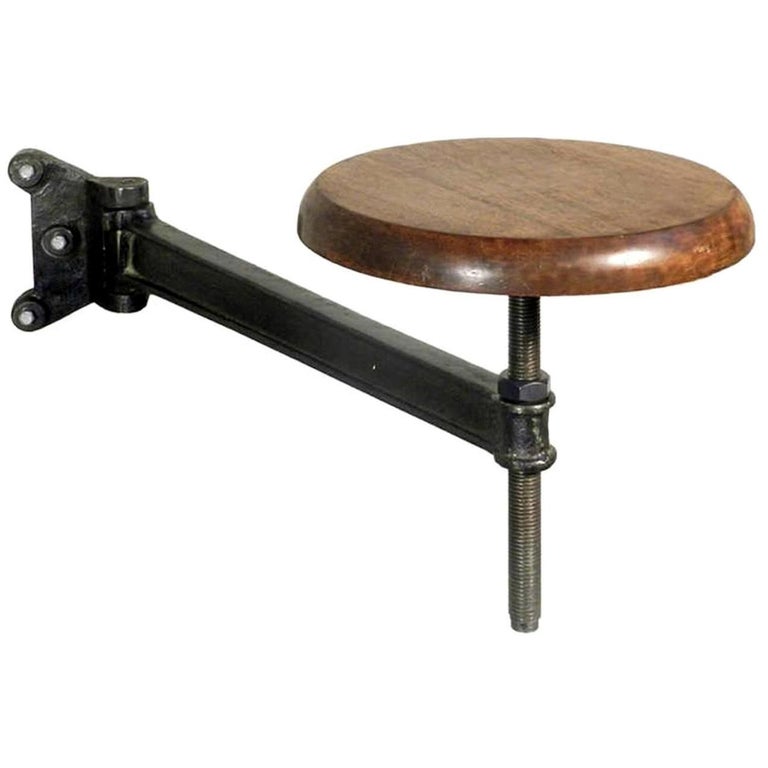 https://a.1stdibscdn.com/cantilevered-work-bench-stools-for-sale/f_8838/f_328561021676811716312/23521052_master.jpg?width=768