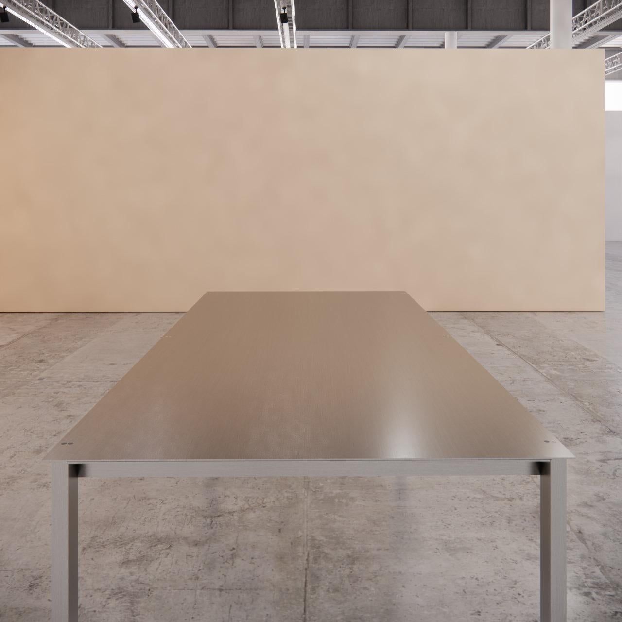 Table de bureau ou de salle à manger CANTO minimaliste en aluminium brossé Luiz Solano, Brésil 2023 Neuf - En vente à Sao Paulo, SP
