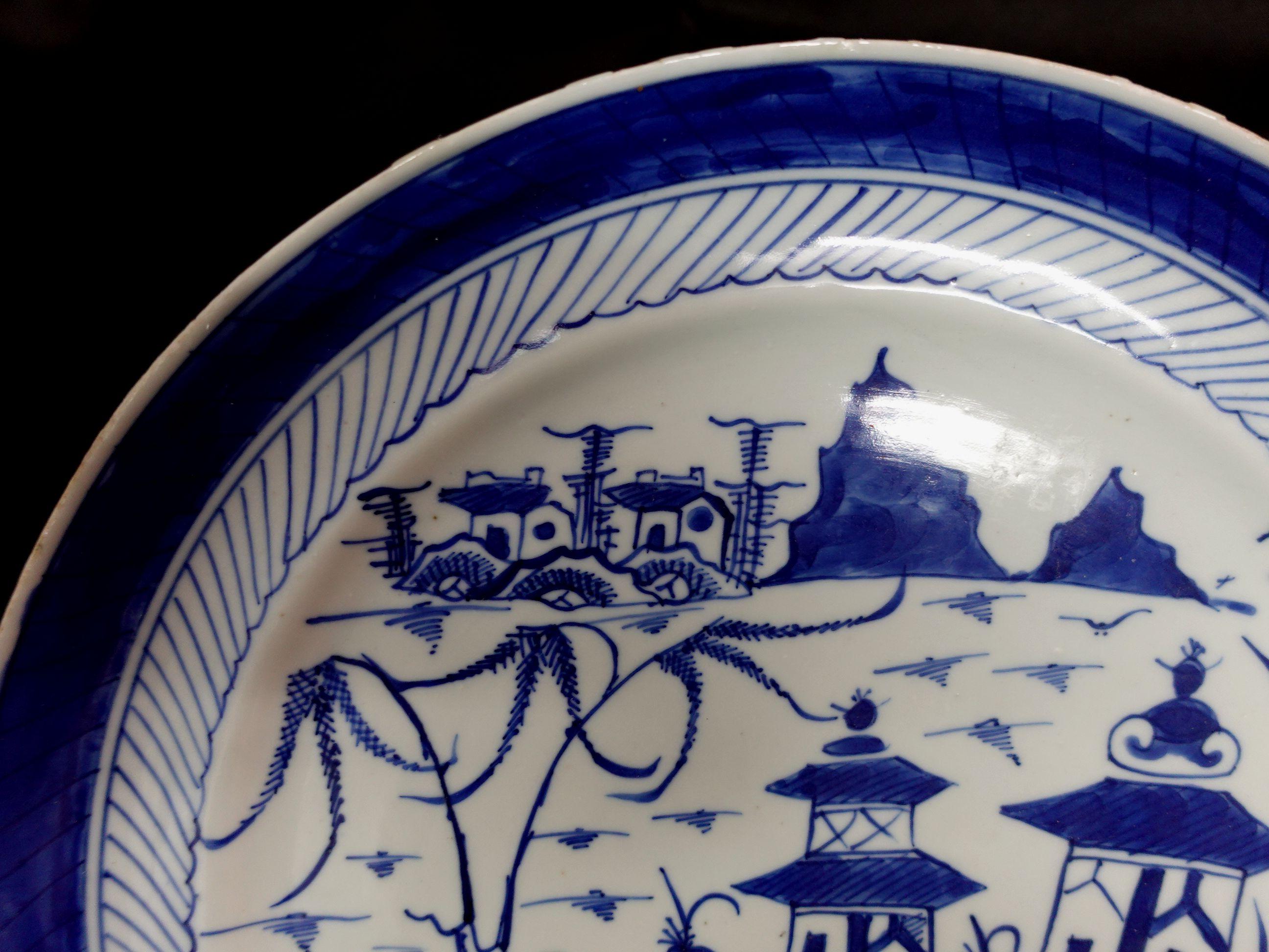 Chinese Canton Export Porcelain Charger, 19th Century For Sale