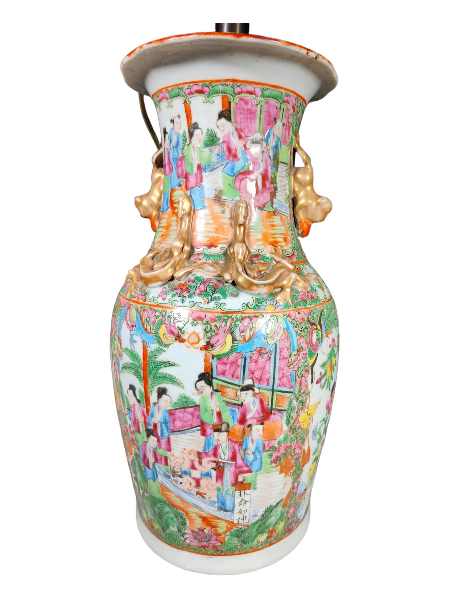 Canton XIX Century Chinese Vase Lamp In Good Condition For Sale In Madrid, ES