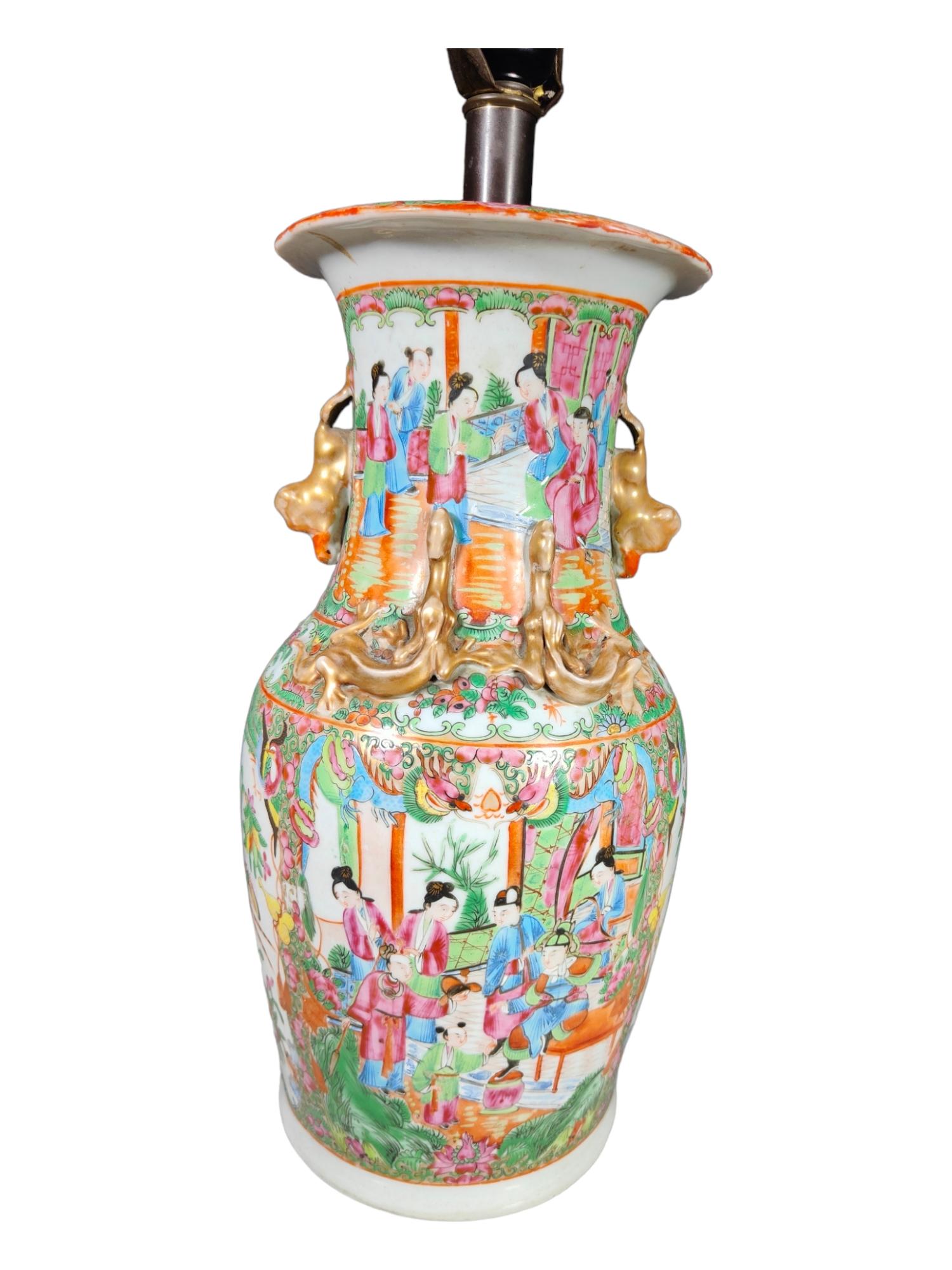 Canton XIX Century Chinese Vase Lamp For Sale 2