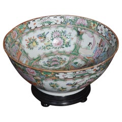 Antique Cantonese famille rose bowl