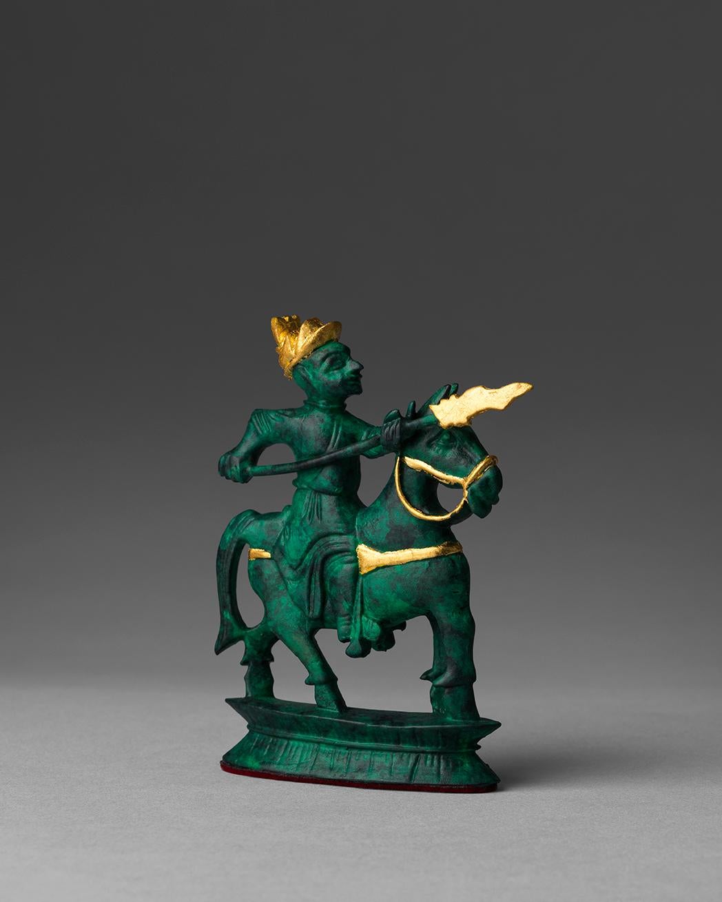 English Eaglador - Cantonese Warrior Chess Set, Cast in Bronze with Gilded Detail For Sale
