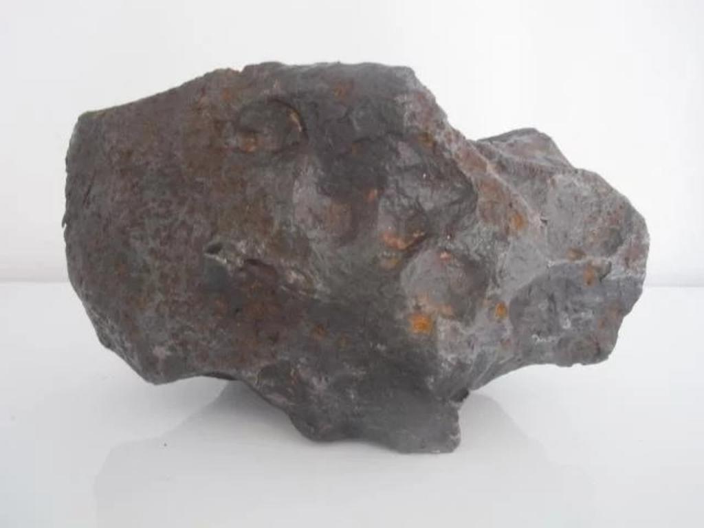 This meteorite was purchased in the early 1980s from the Bob Haag Collection, this massive Canyon Diablo meteorite weighs a solid 10614 grams and measures 230mm x 130mm x 120mm. It comes with an original Robert Haag Meteorite card. Robert Haag is an