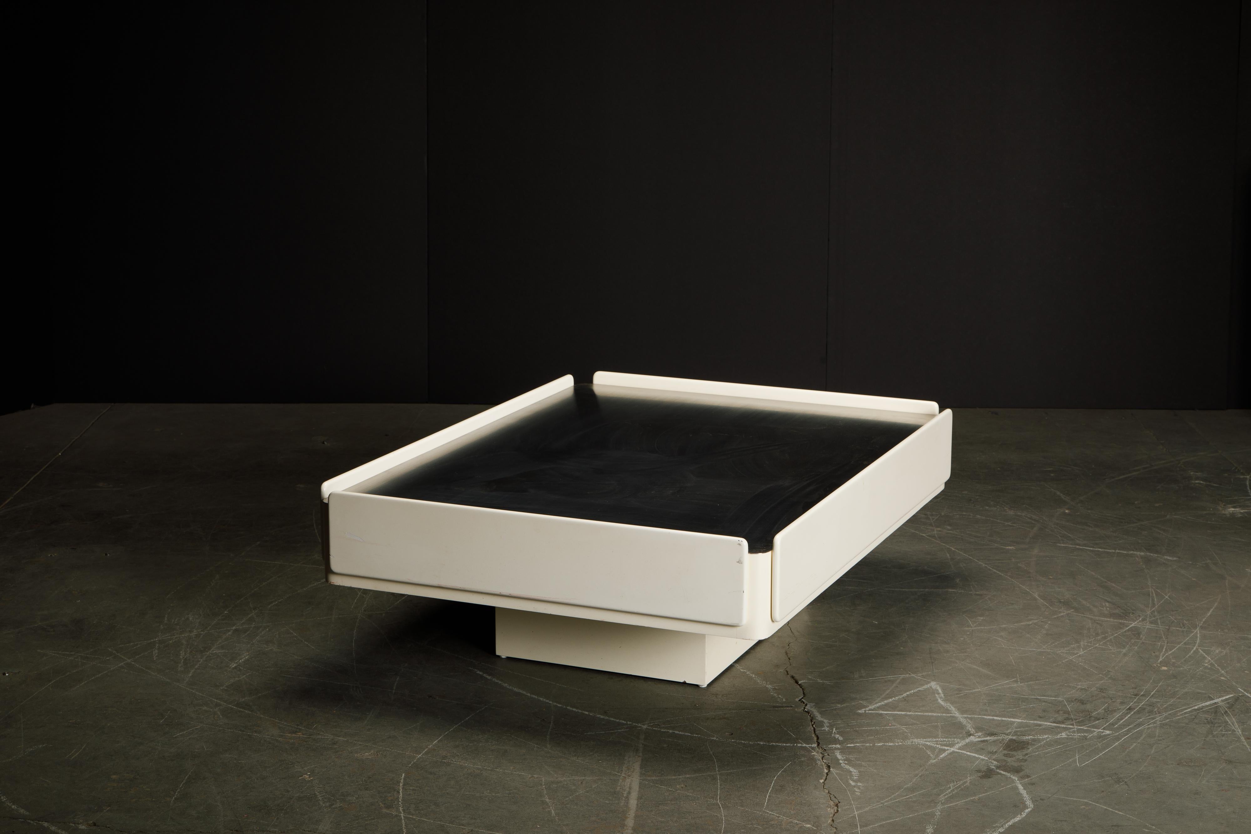 'Caori' Attributed Coffee Table by Vico Magistretti for Gavina 3