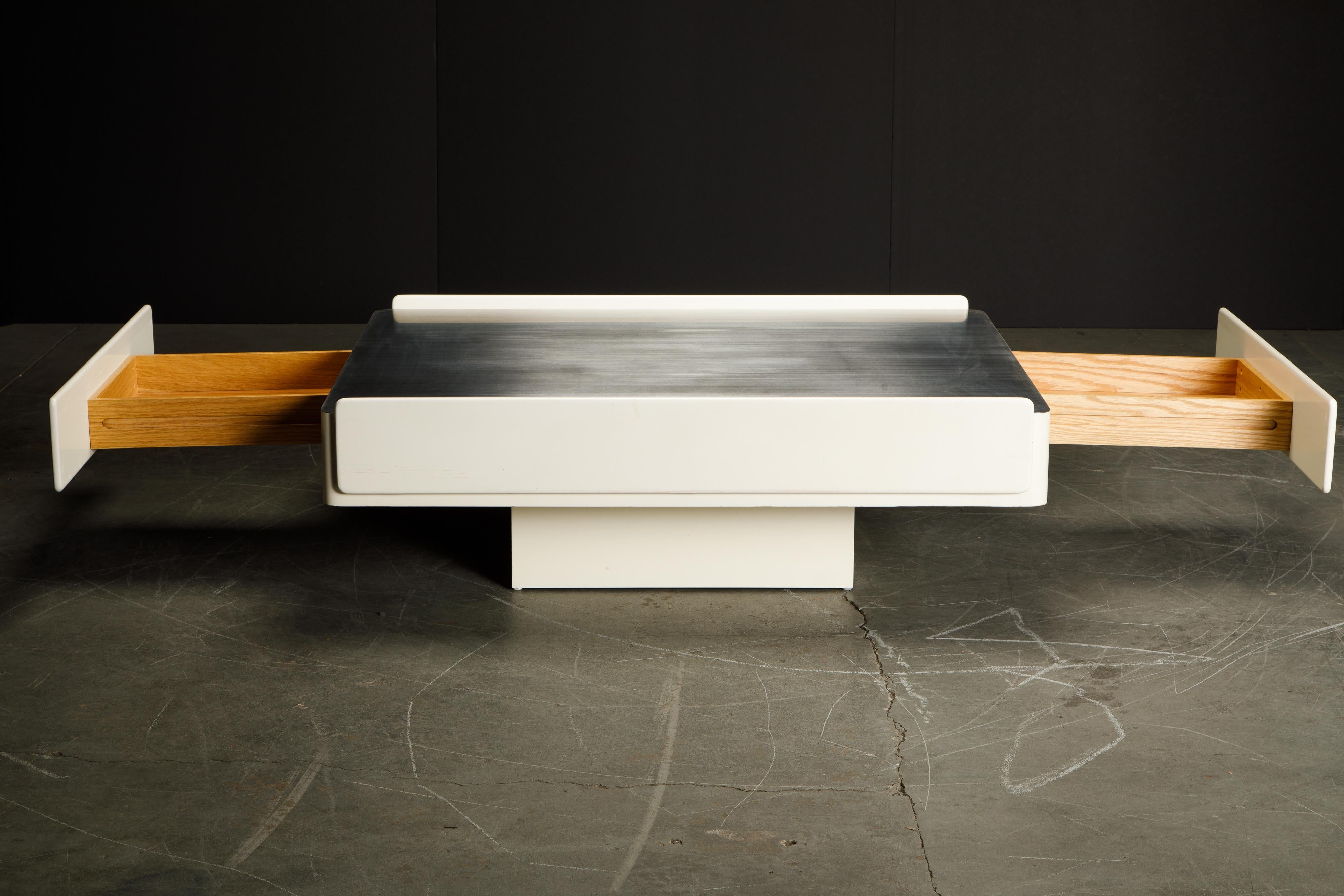 'Caori' Attributed Coffee Table by Vico Magistretti for Gavina  In Good Condition In Los Angeles, CA