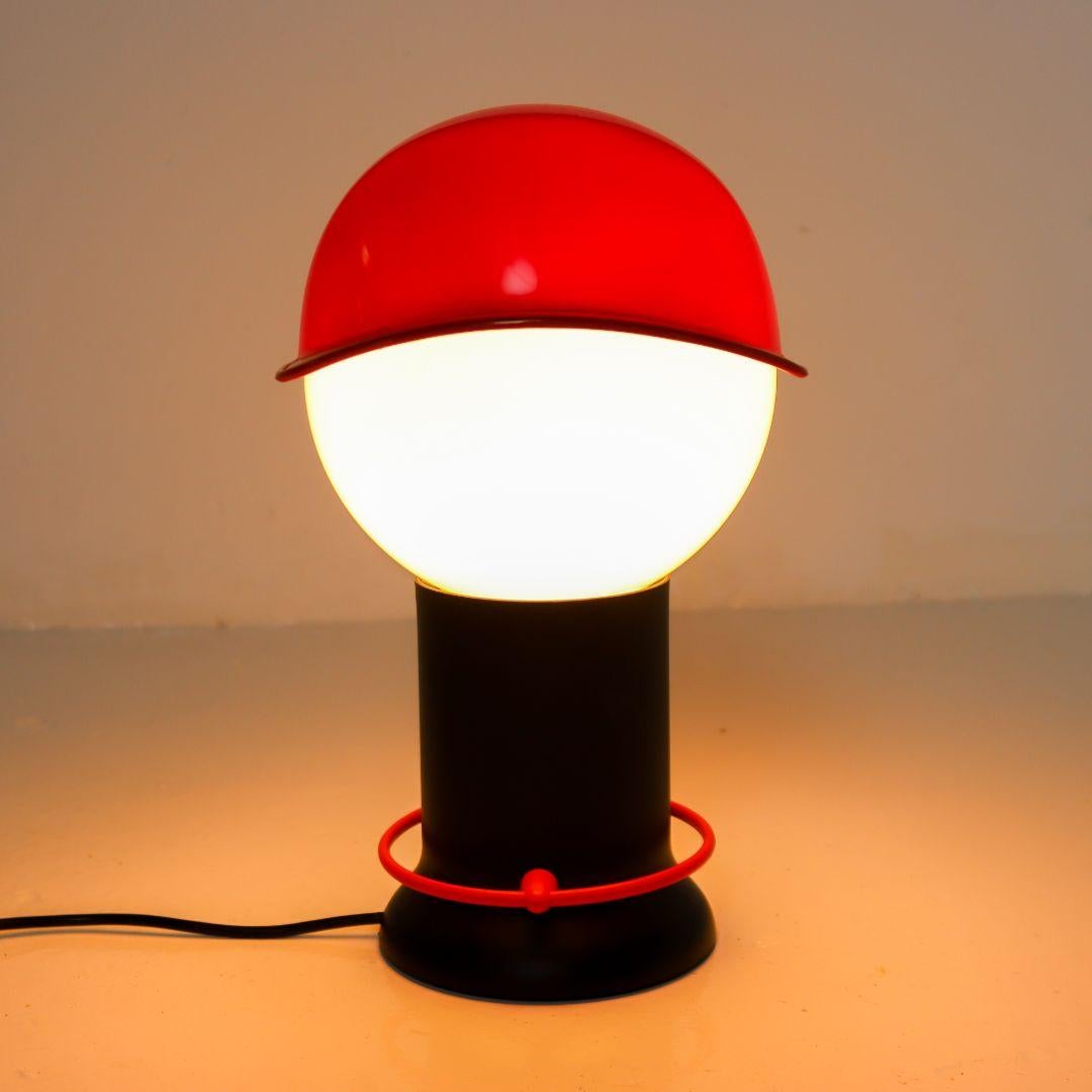 Italian Cap Table Lamp by Giorgetto Giugiaro for Bilumen For Sale