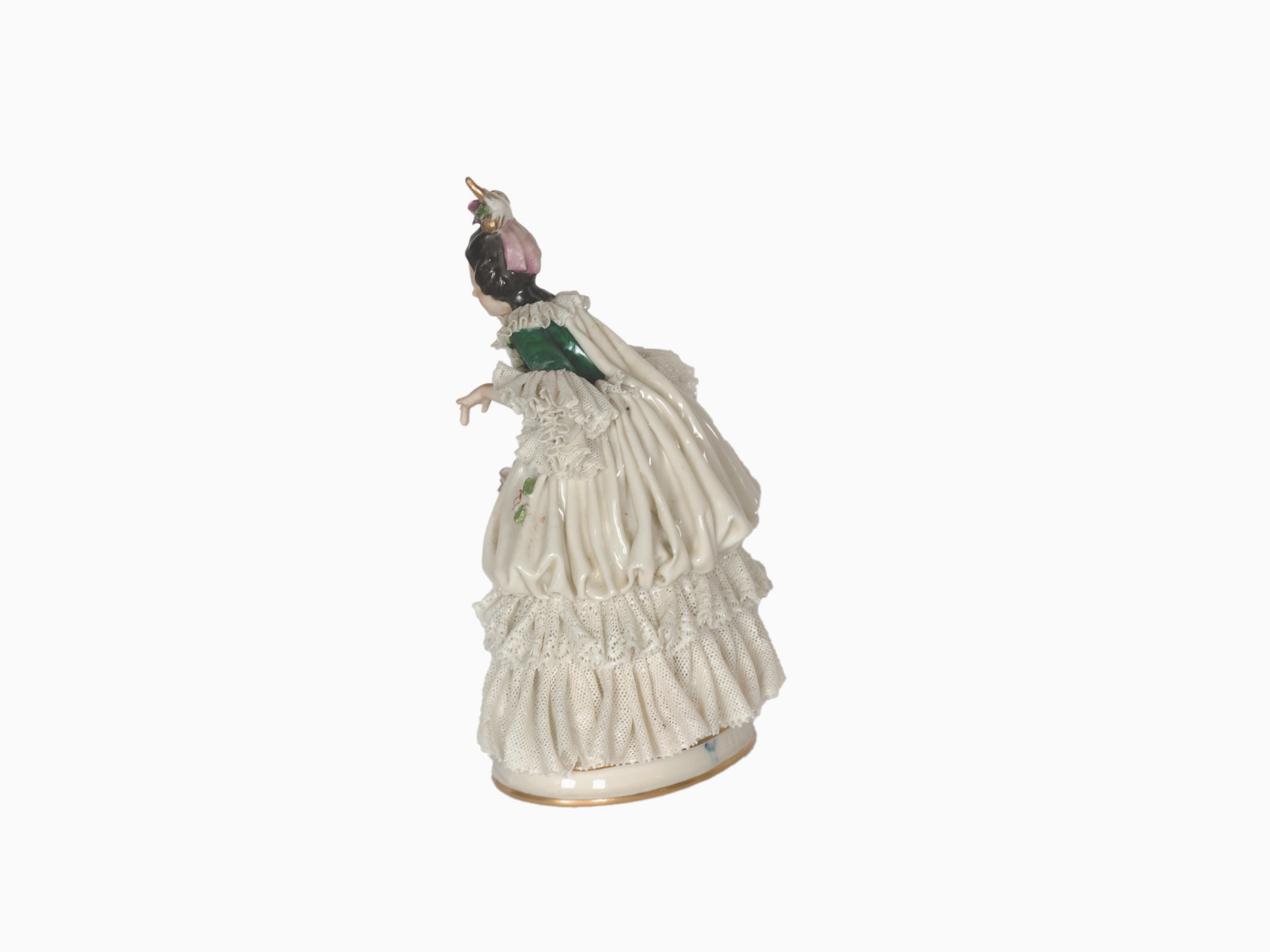 Italian Capadimonte Porcelain Figure, Lady With Roses, 20th Century For Sale