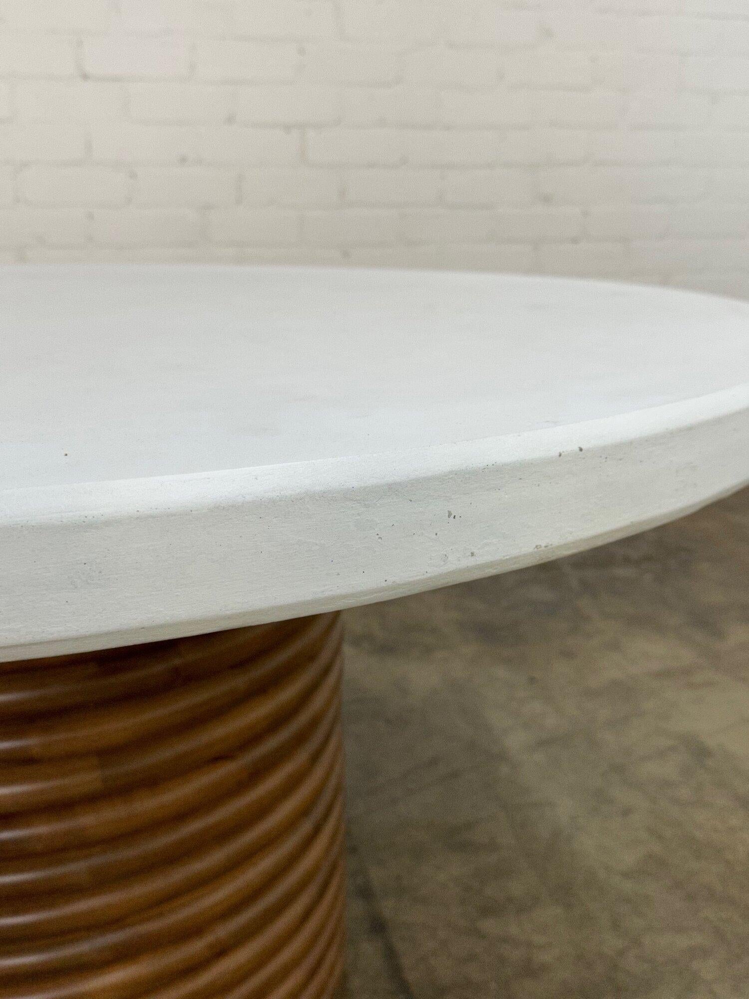 Capas table handcrafted In Good Condition For Sale In Los Angeles, CA