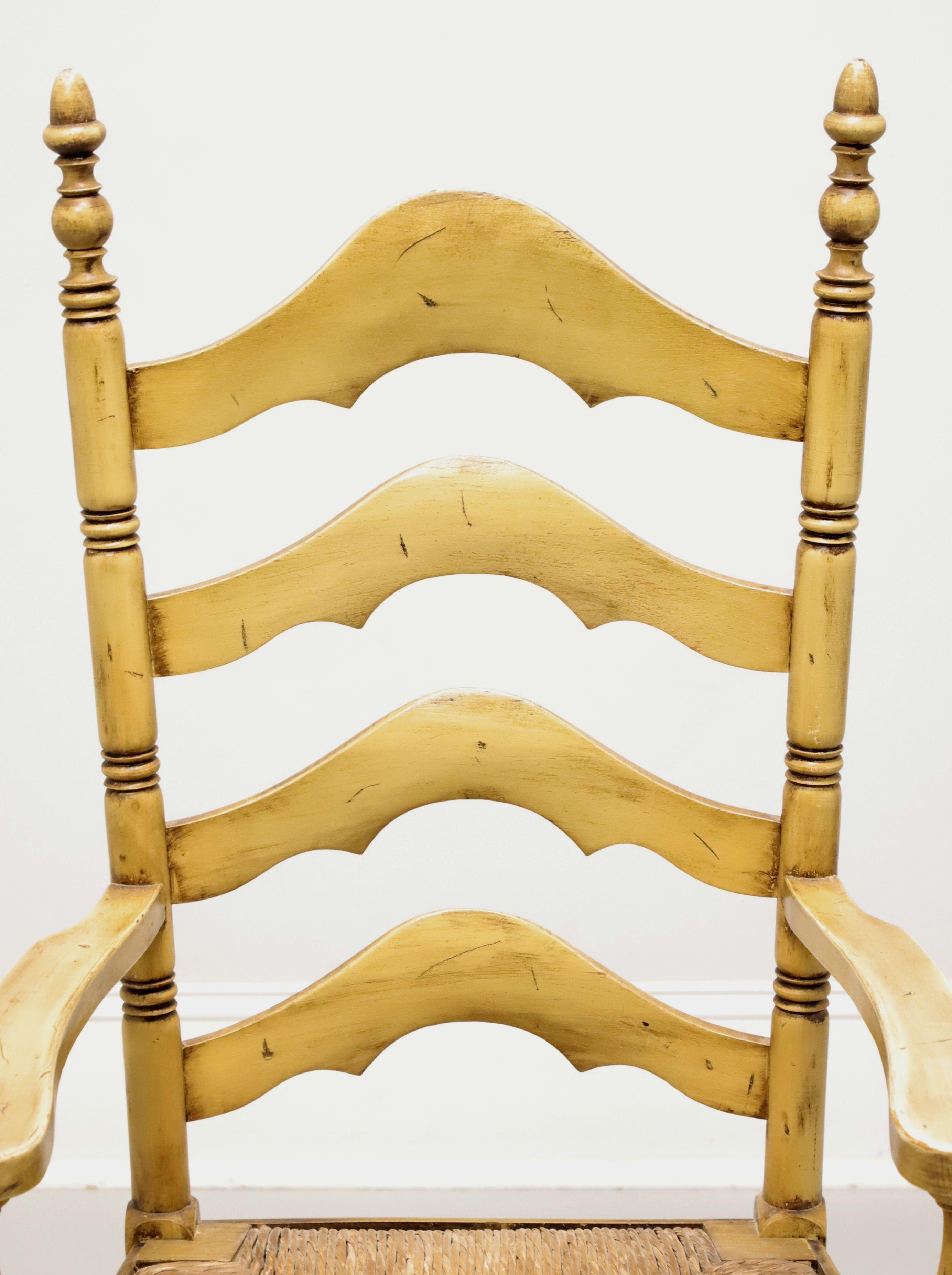 CAPE ANN CHAIRS Esszimmerstühle aus Ahornholz mit Leiterrückenlehne und Binsensitzen – Paar im Angebot 1
