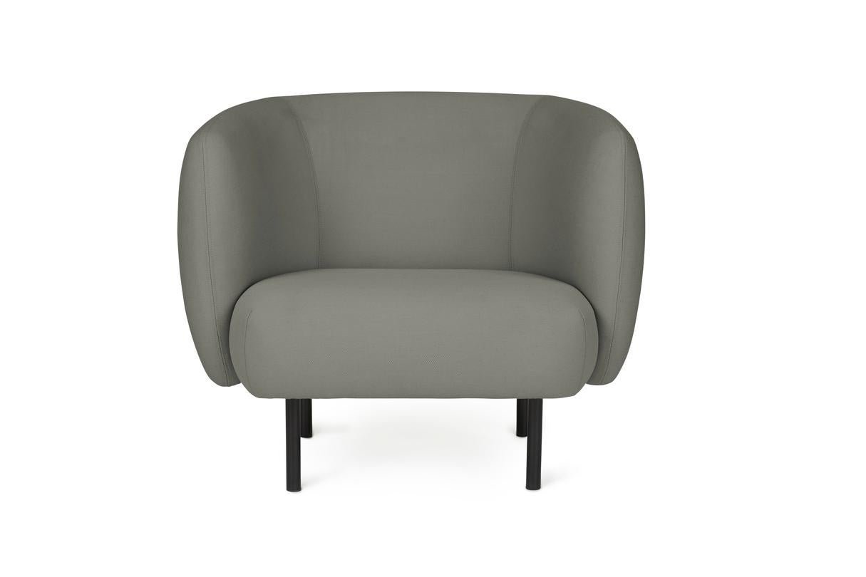 Cape lounge chair warm grey by Warm Nordic
Dimensions: D 90 x W82 x H 80 cm
Material: Textile upholstery, Wooden frame, Powder coated black steel legs
Weight: 34.5 kg
Also available in different colours and finishes

An elegant armchair with