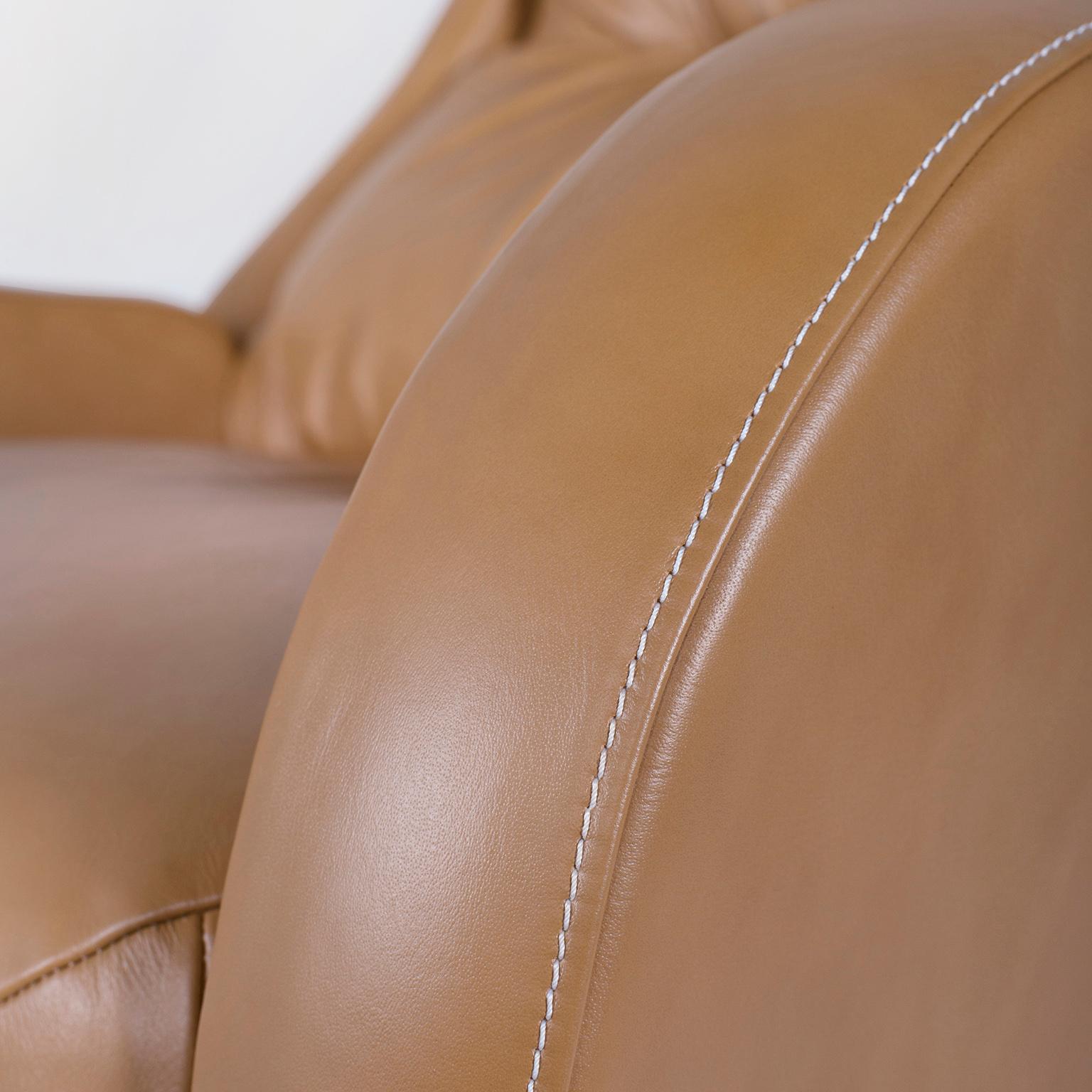 Modern Capelinhos Lounge Chair, Swivel, Leather, Handmade Portugal by Greenapple For Sale 1
