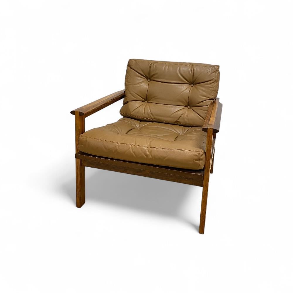 Mid-Century Modern “Capella” lounge chair by Illum Wikkelsø For Sale