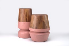 Table d'appoint tournée Capirucho en corail et conacaste