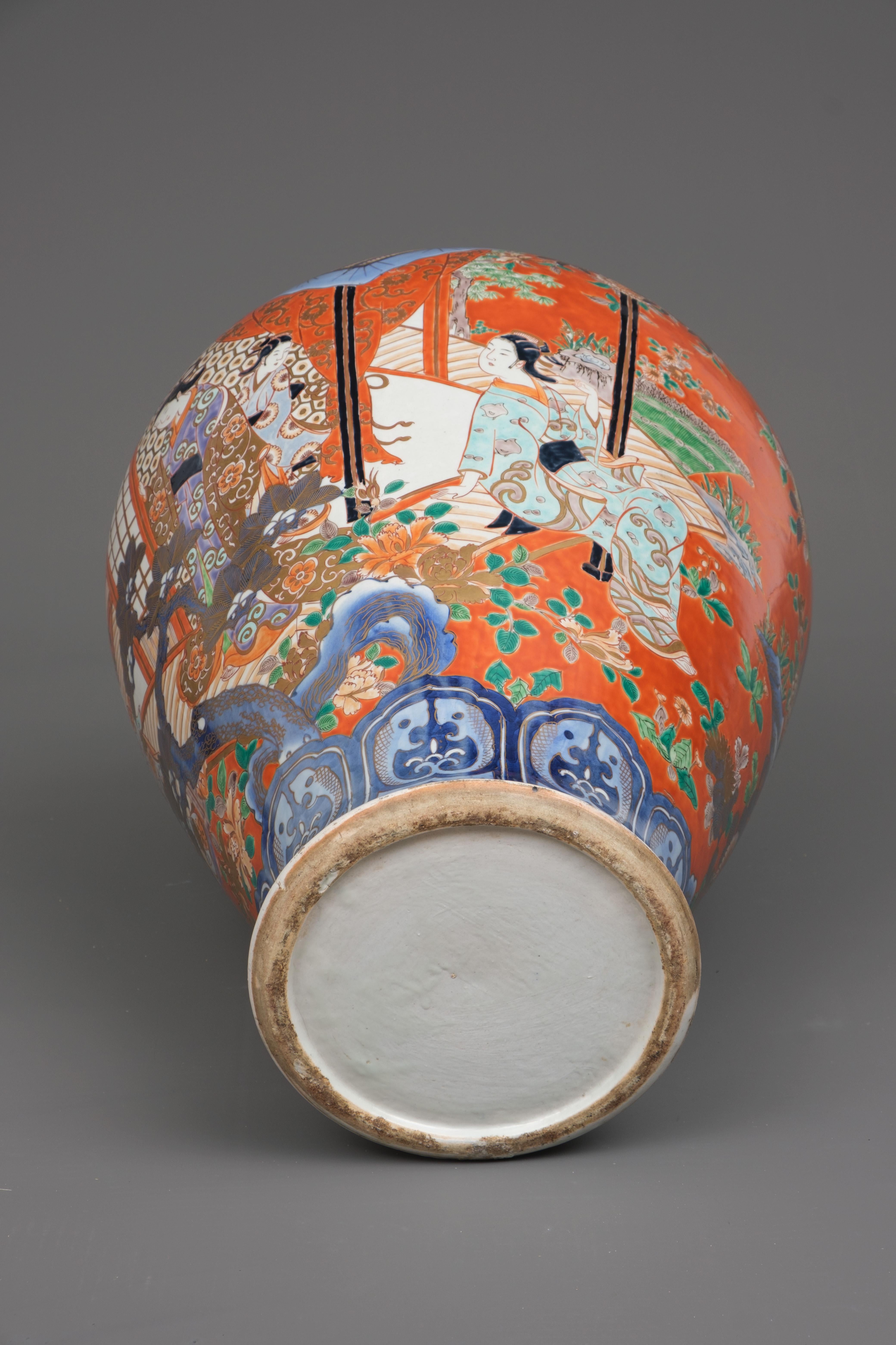 Capital Japanese Imari-verte porcelain vase with bijin 美人 design 13