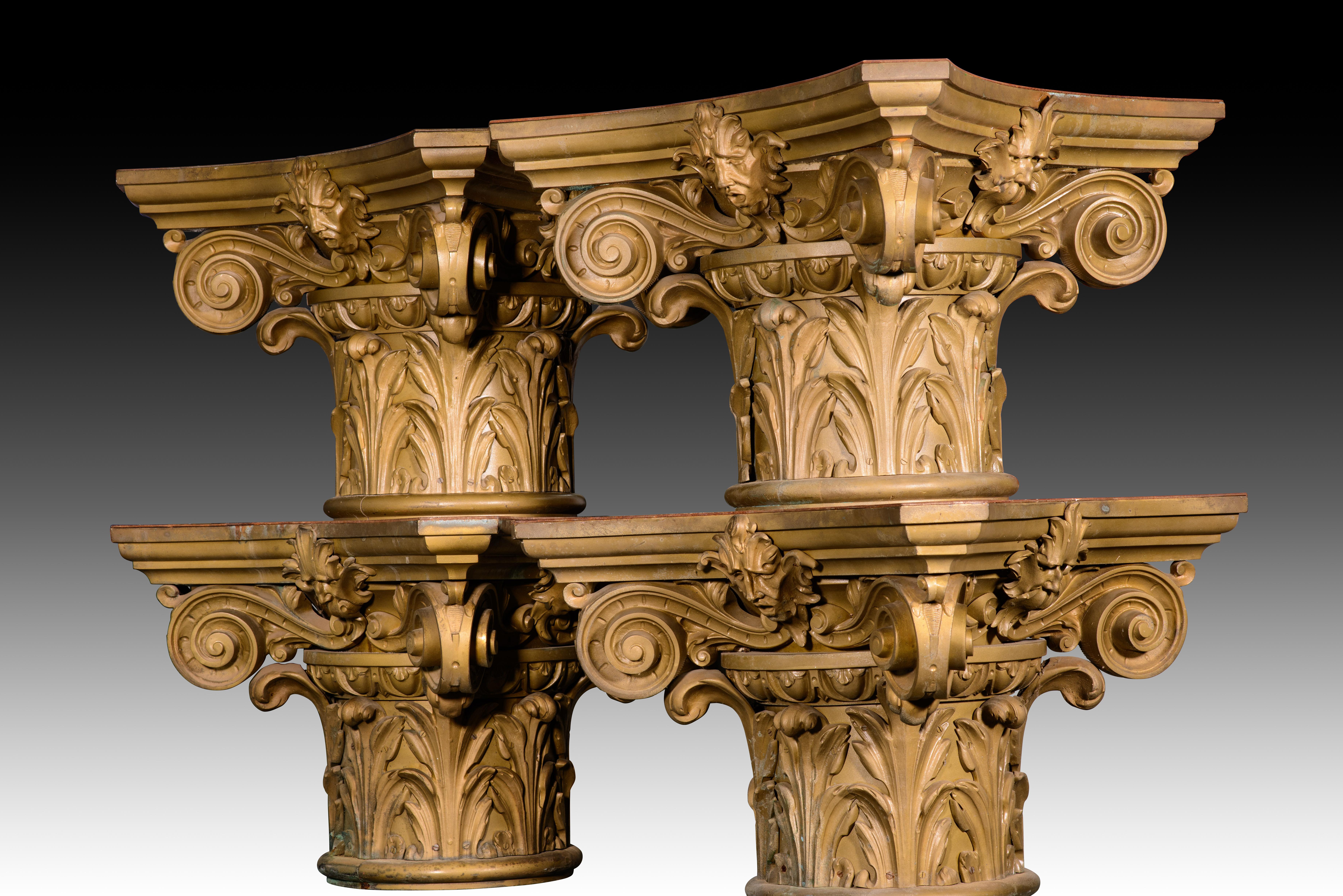 Capitals with bases, four pieces. Bronze. Spanish School, 20th century. For Sale 2