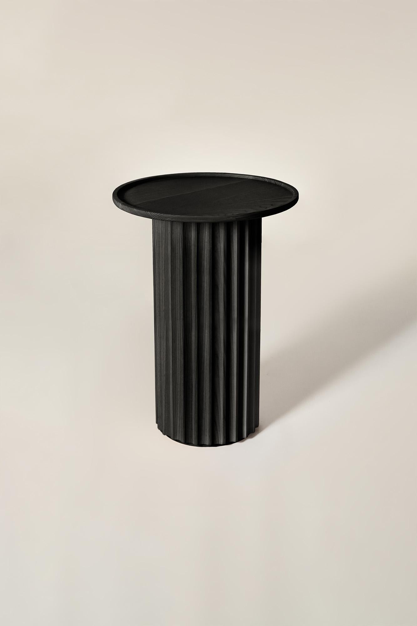 Capitello Solid Wood Coffee Table, Ash in Black Finish, Contemporary For Sale 4