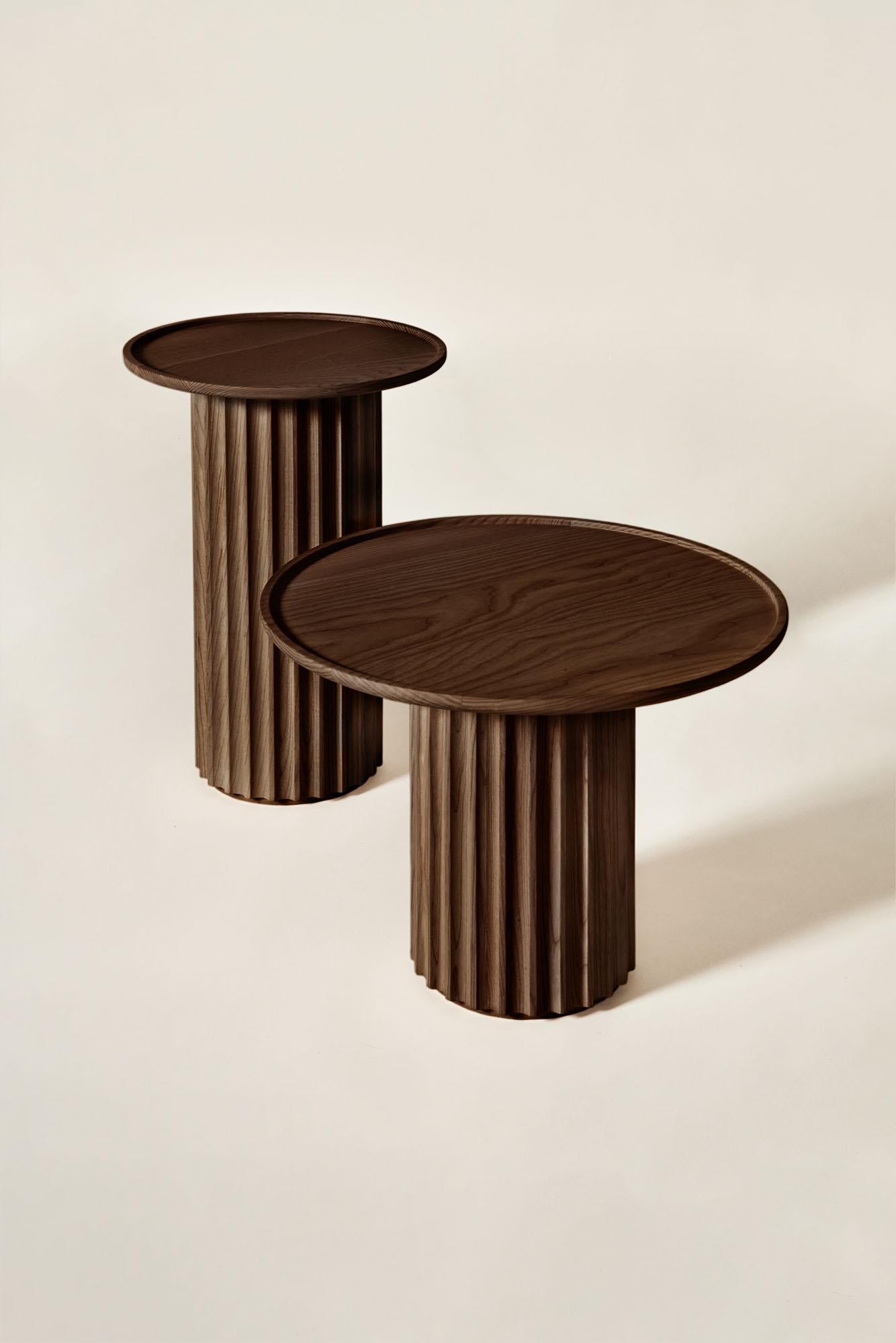 Table basse Capitello en bois massif, finition en frêne brun, contemporaine en vente 5