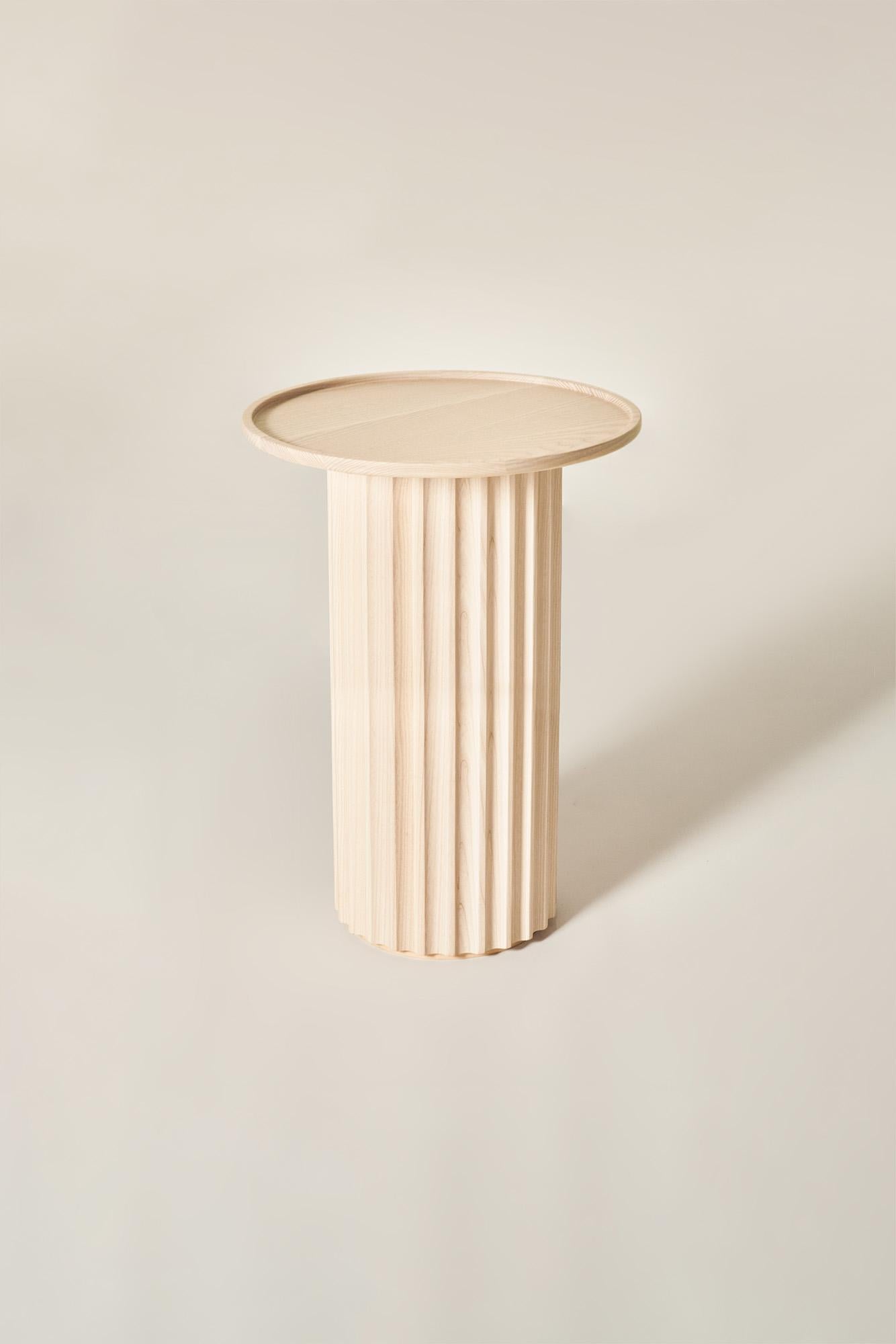 Table basse Capitello en bois massif, finition naturelle, contemporaine Neuf - En vente à Cadeglioppi de Oppeano, VR