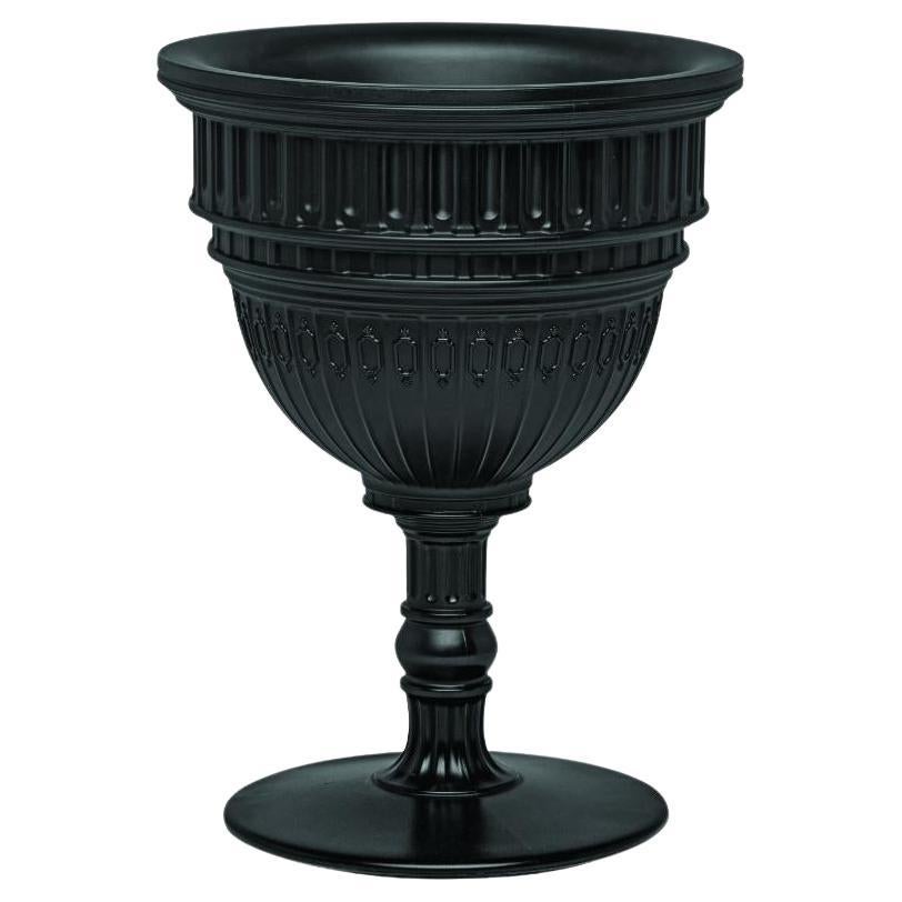 Jardinera y Champañera Capitol en Polietileno Negro by Studio Job