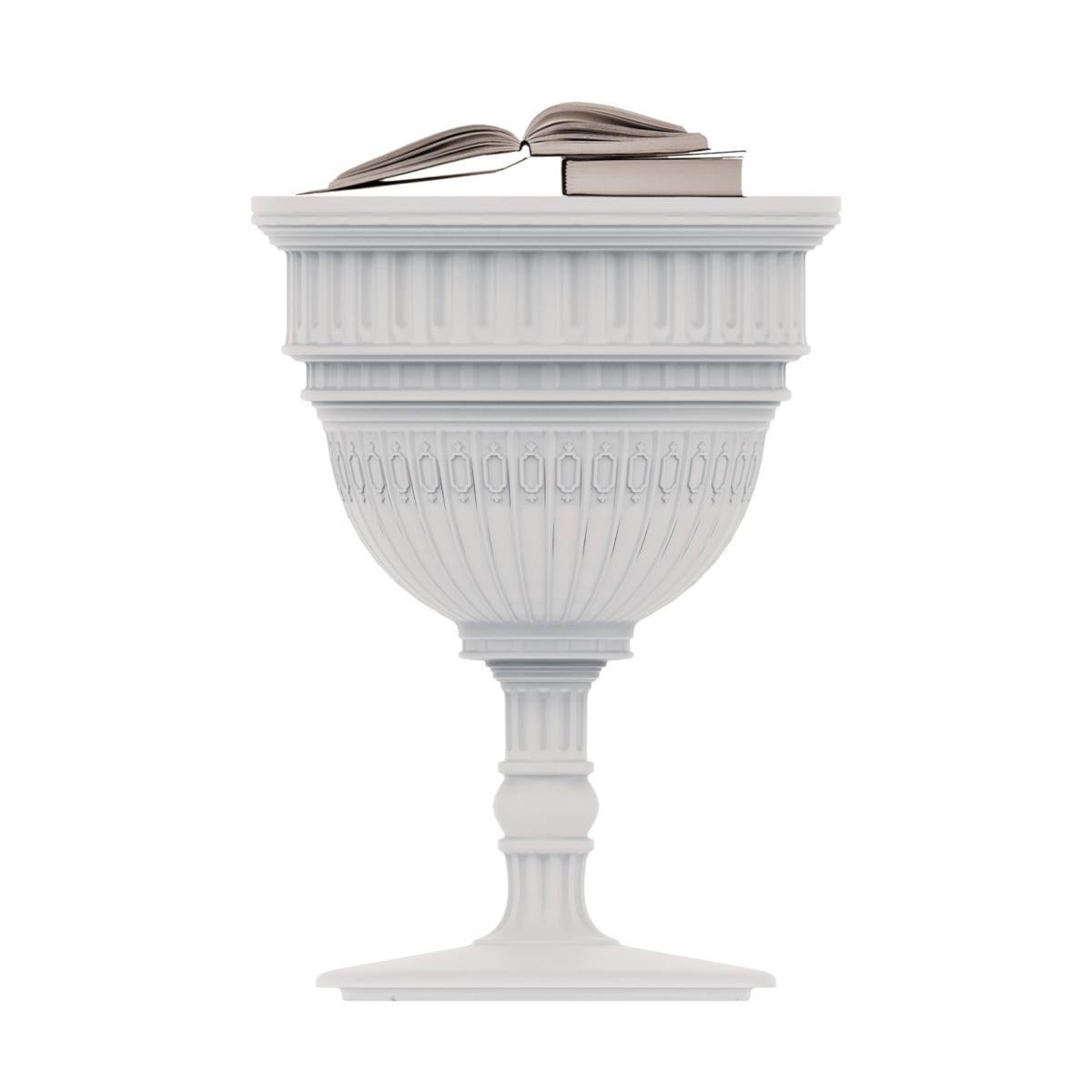 italien Table d'appoint Capitole en polyéthylène recyclable blanc par Studio Job en vente