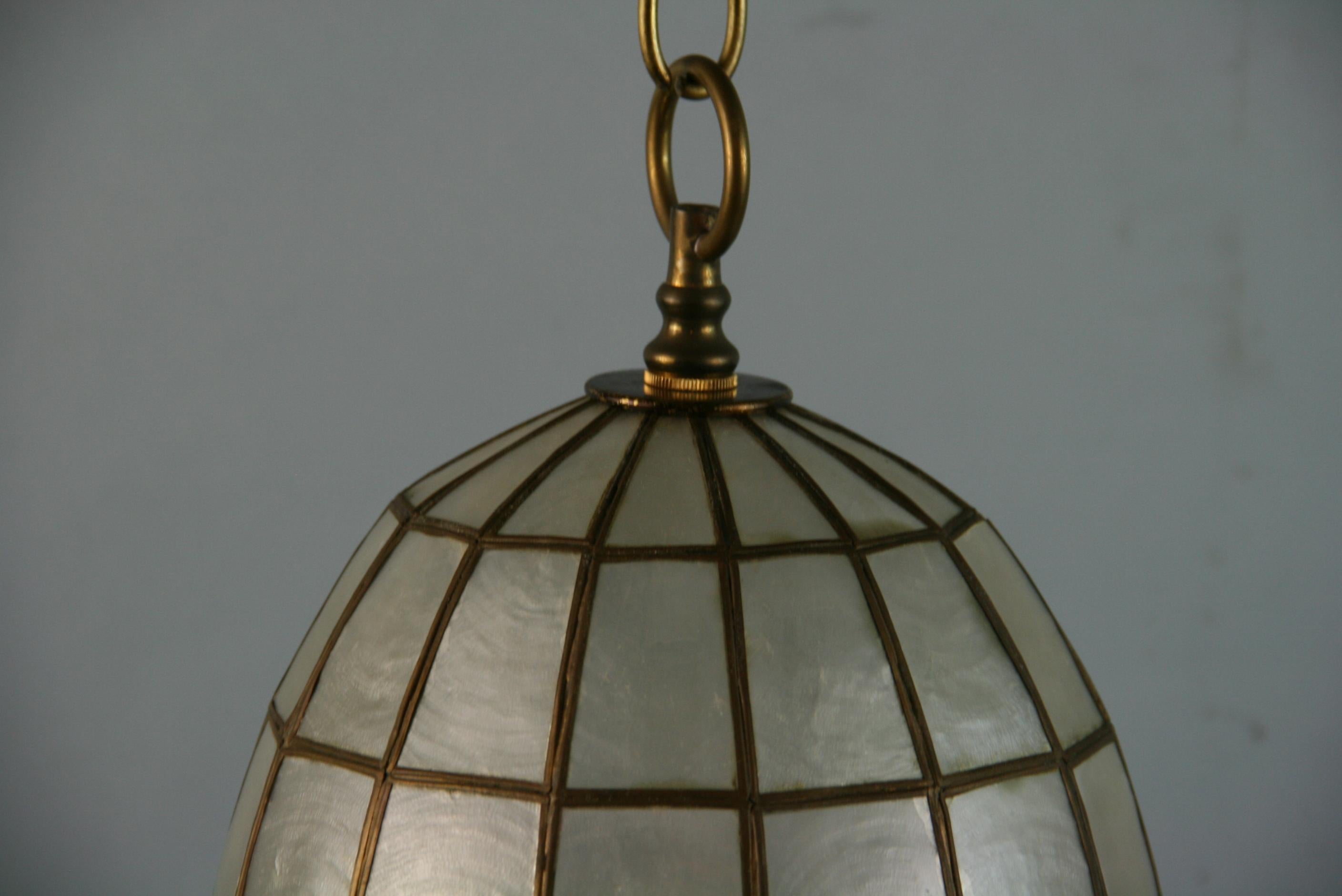 Capiz Shell Bell Pendant In Good Condition In Douglas Manor, NY