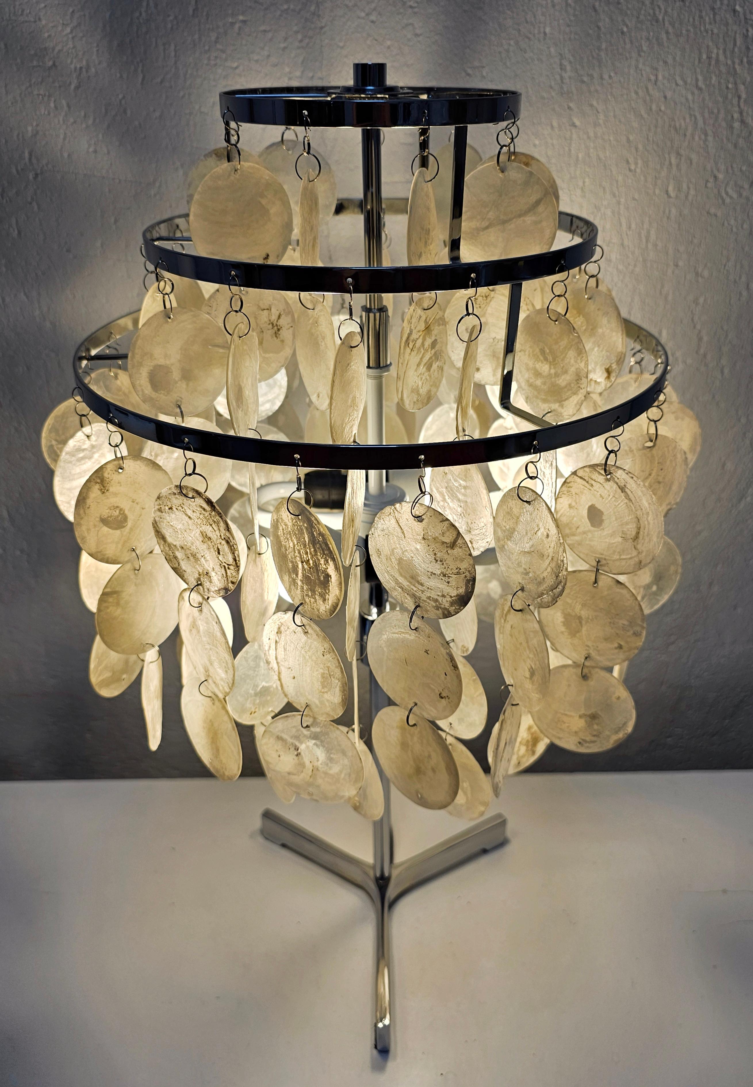 Lampe de table Capiz dans le style de la lampe fantastique Verner Panton, États-Unis, années 1980 en vente 1