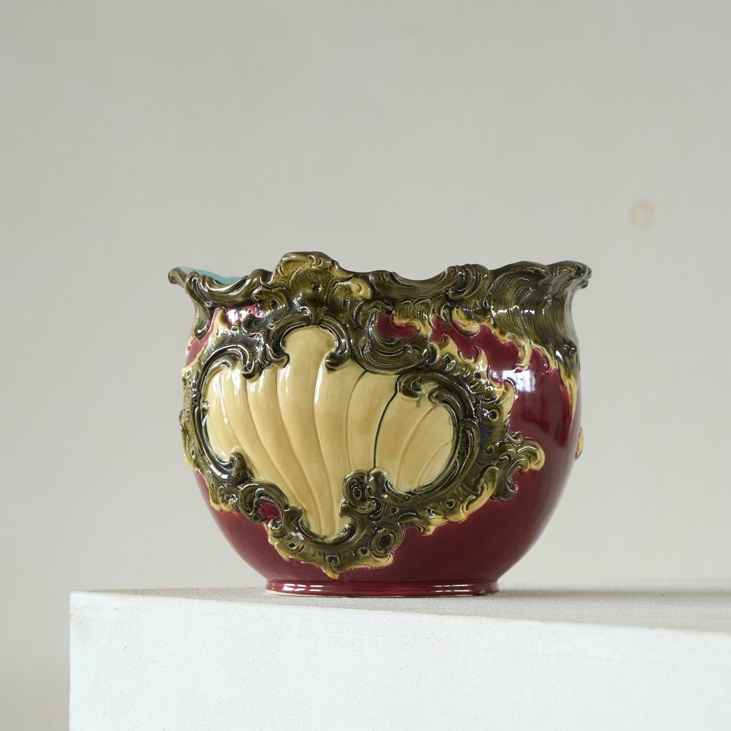 Fait main Capo Di Monte Grand vase ou pot en poterie italienne Début du 20e siècle en vente