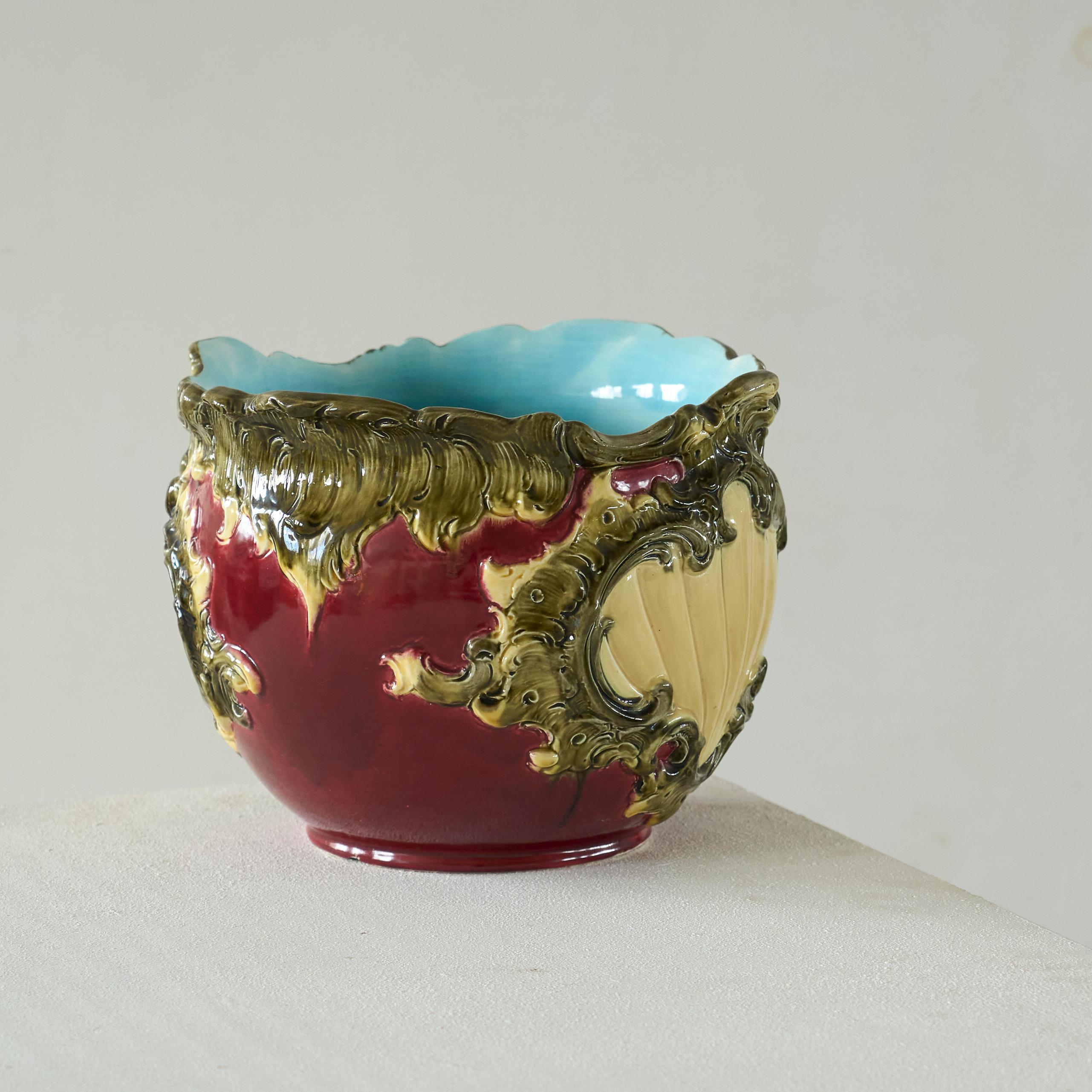 Poteries Capo Di Monte Grand vase ou pot en poterie italienne Début du 20e siècle en vente