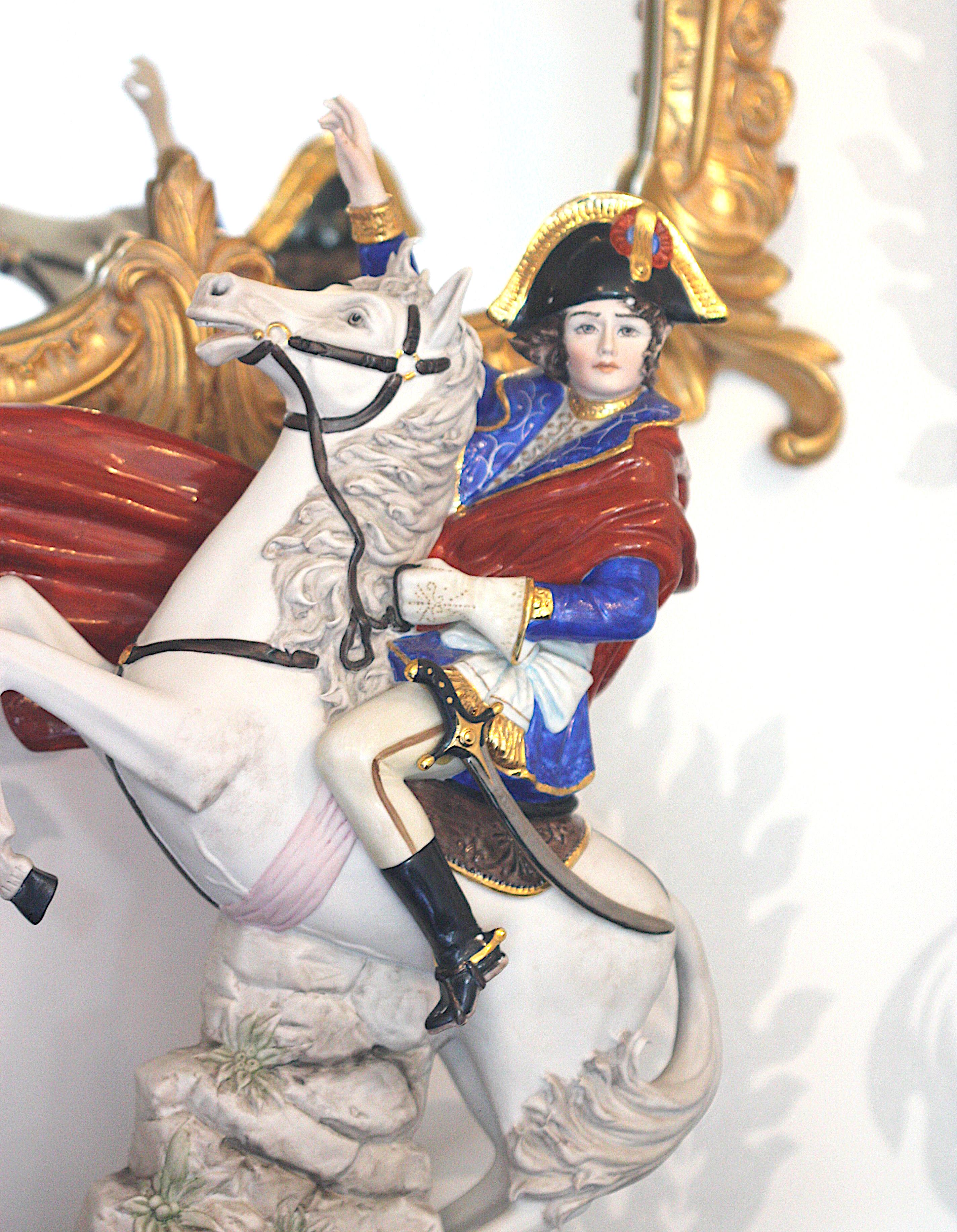 Figura di Napoleone a cavallo in porcellana di Capo Di Monte in vendita 1