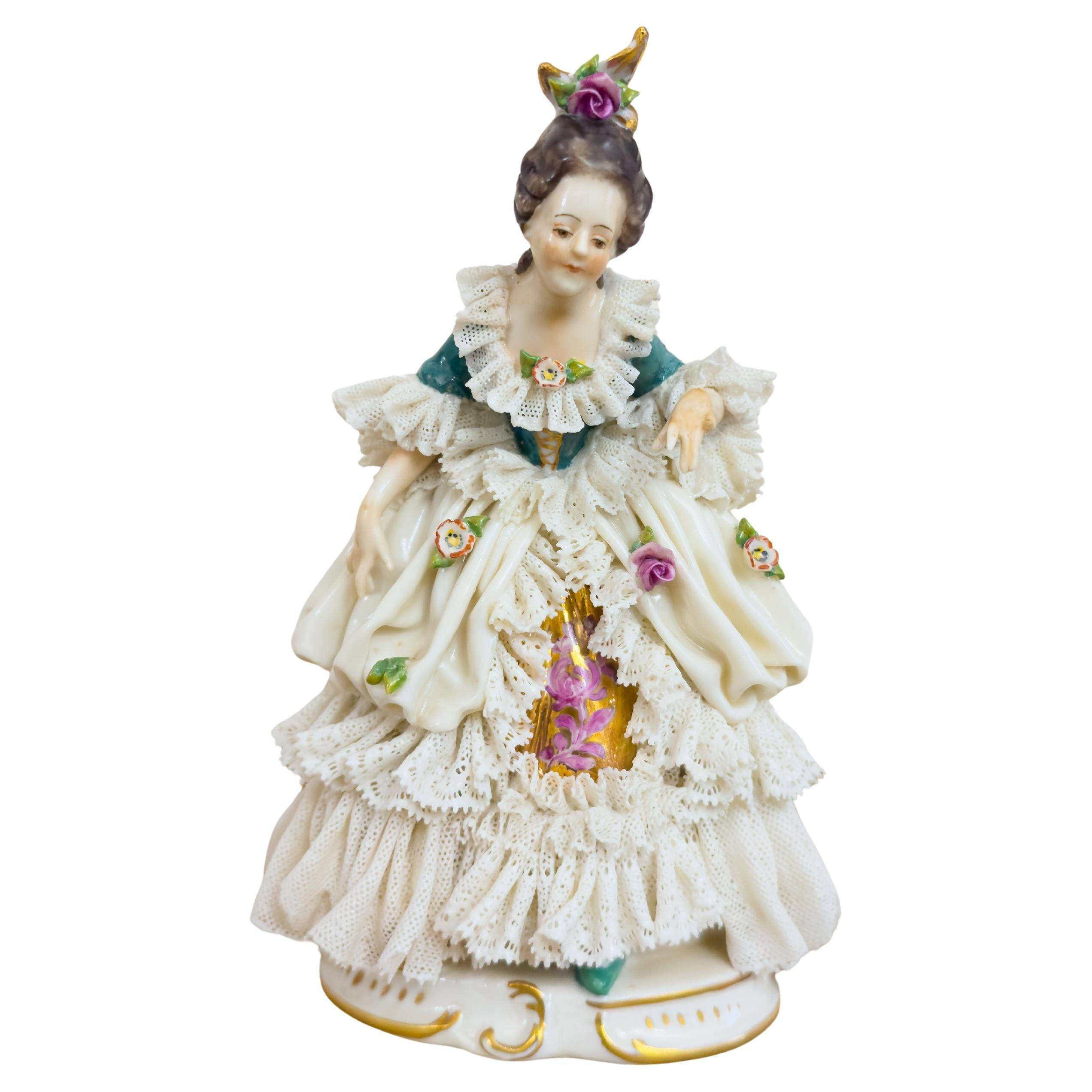 Capodimonte Baroque Lady Figurine With Lace Dress, 1900s For Sale