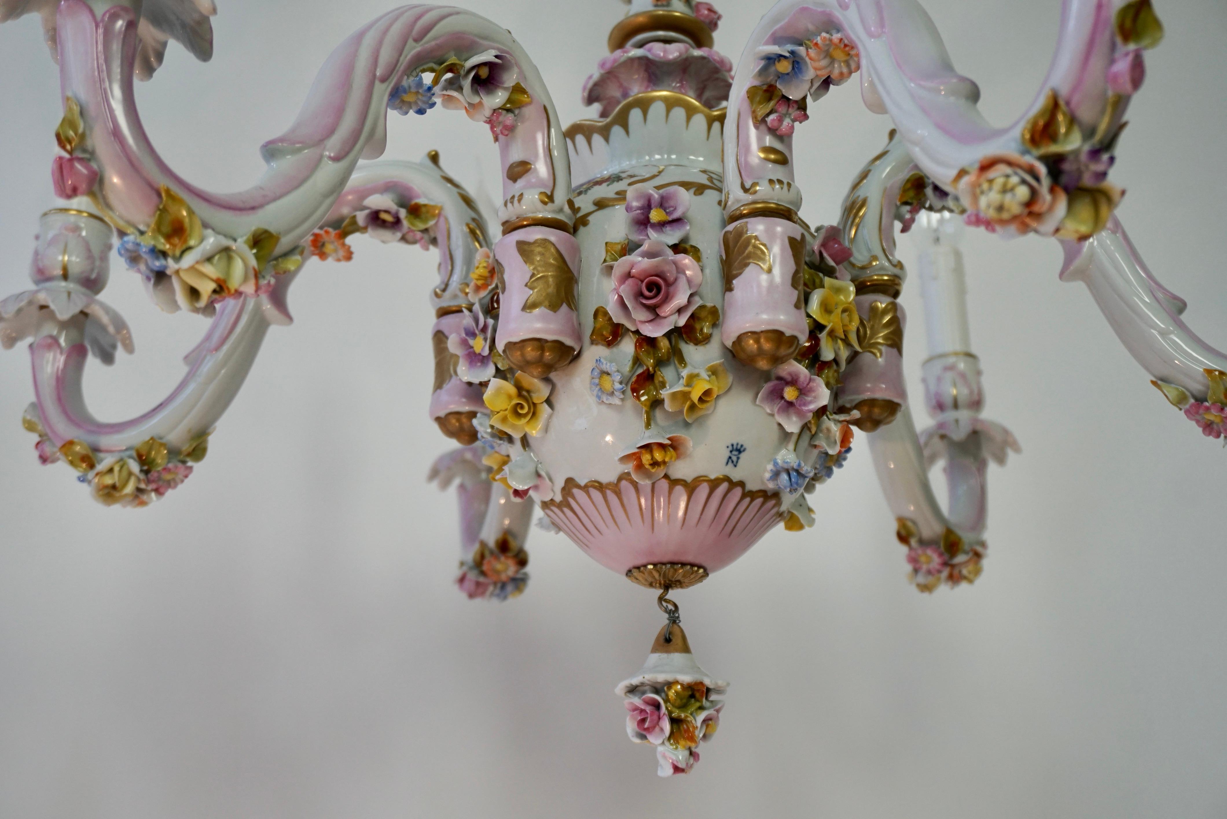 Capodimonte Chandelier, Italy, 1960s In Good Condition For Sale In Antwerp, BE