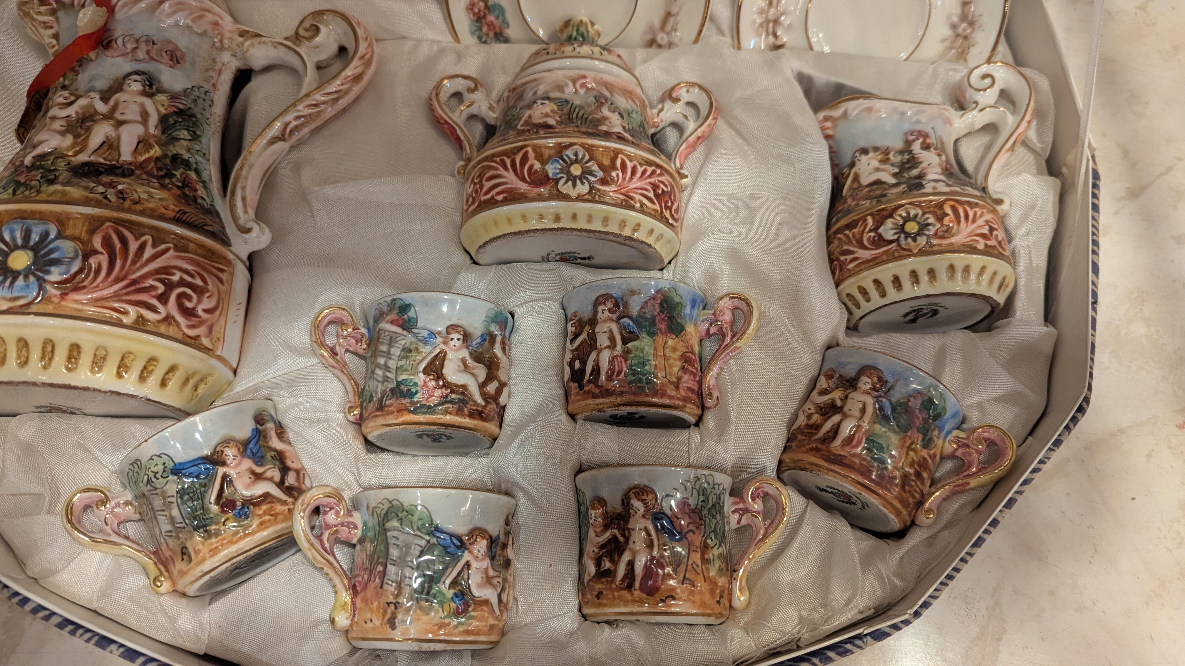 Set de démiurge pour le chocolat de Capodimonte en vente 5