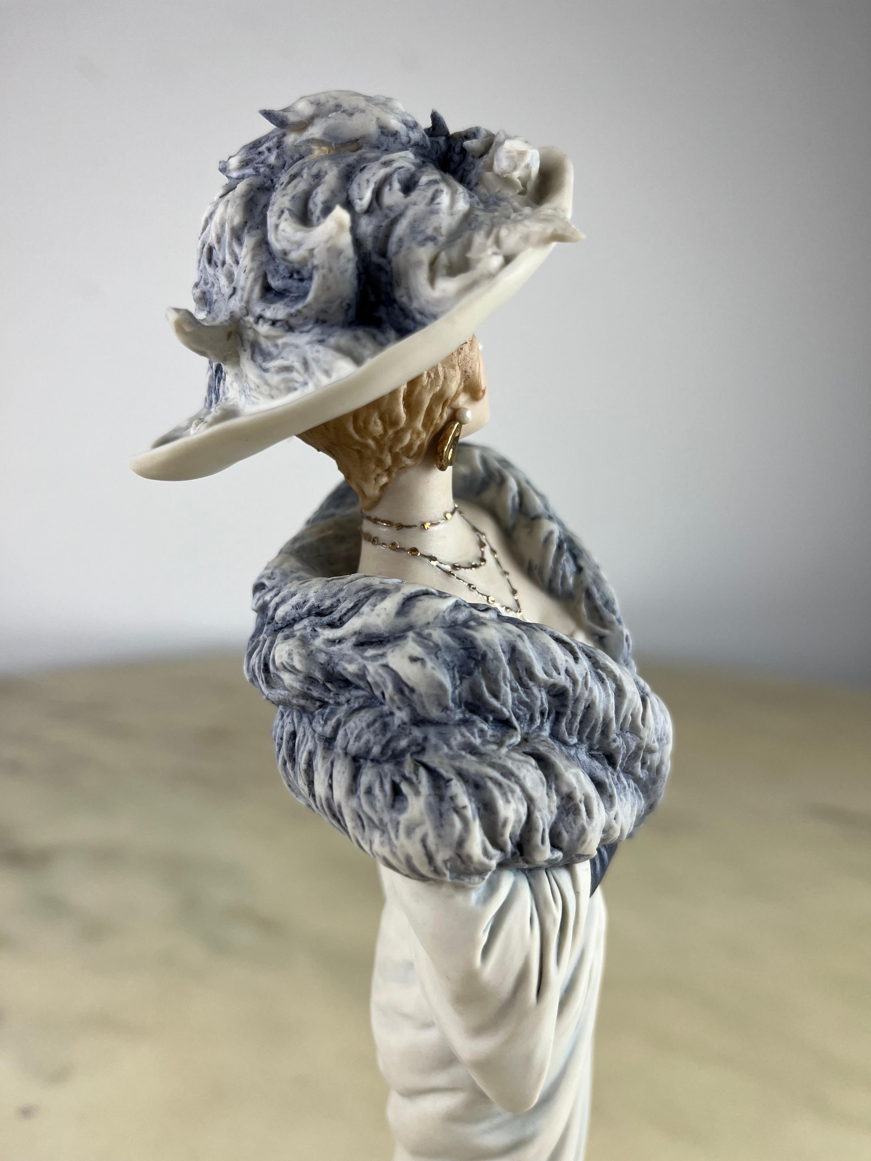 Capodimonte Figurine by Sandro Maggioni, Italy, 1980s In Excellent Condition For Sale In Palermo, IT
