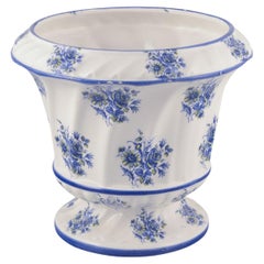 Planters, Cachepots and Jardinières