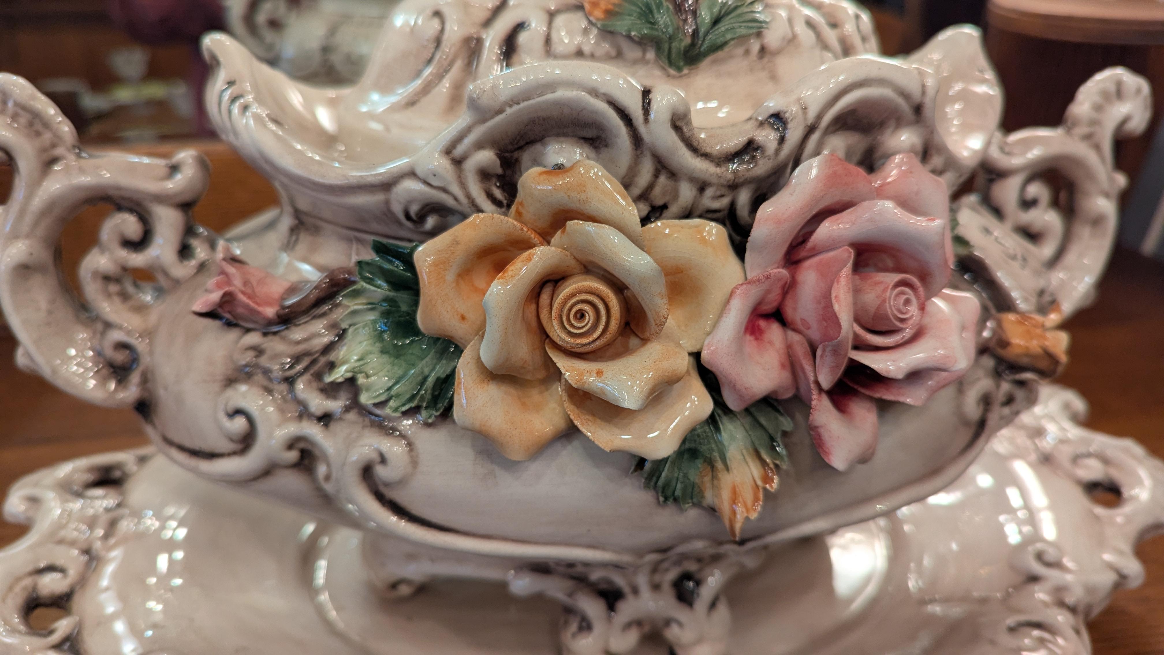 20th Century Capodimonte Large Toureen and underplate For Sale