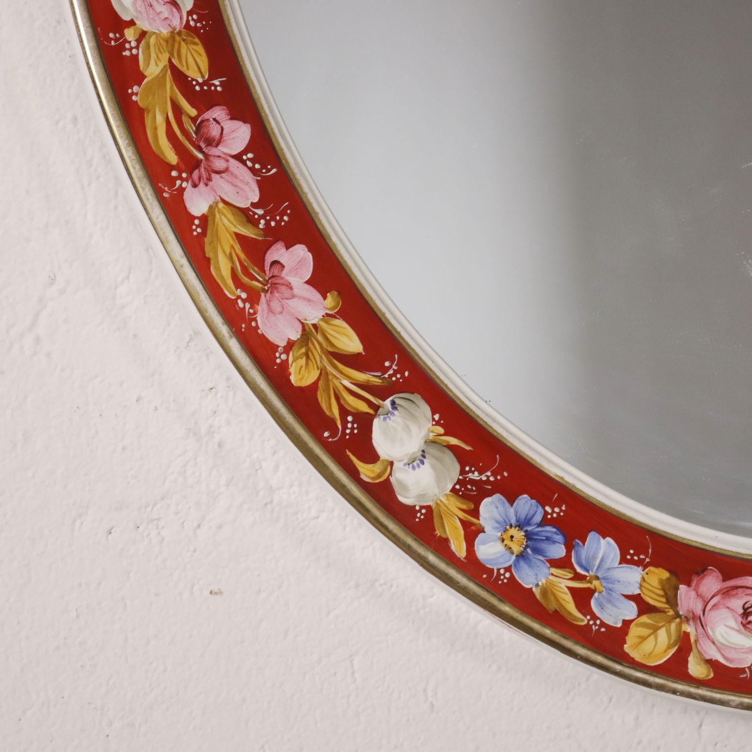 Capodimonte Oval Painted Ceramic Mirror, Italy Mid 20th Century In Good Condition In Milano, IT