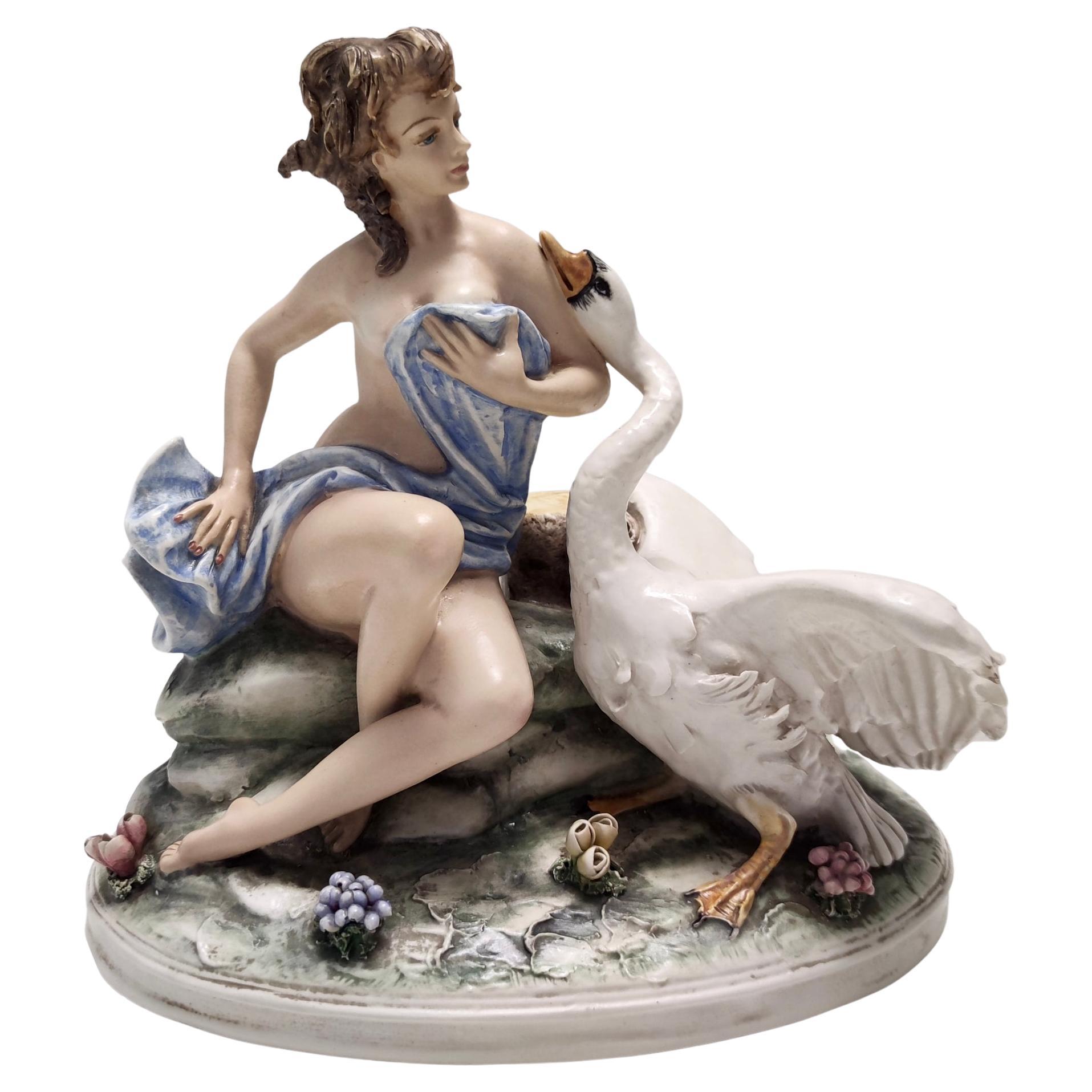 Deko-Objekt aus Capodimonte-Porzellan von Carlo Mollica, Rokokostil, Italien