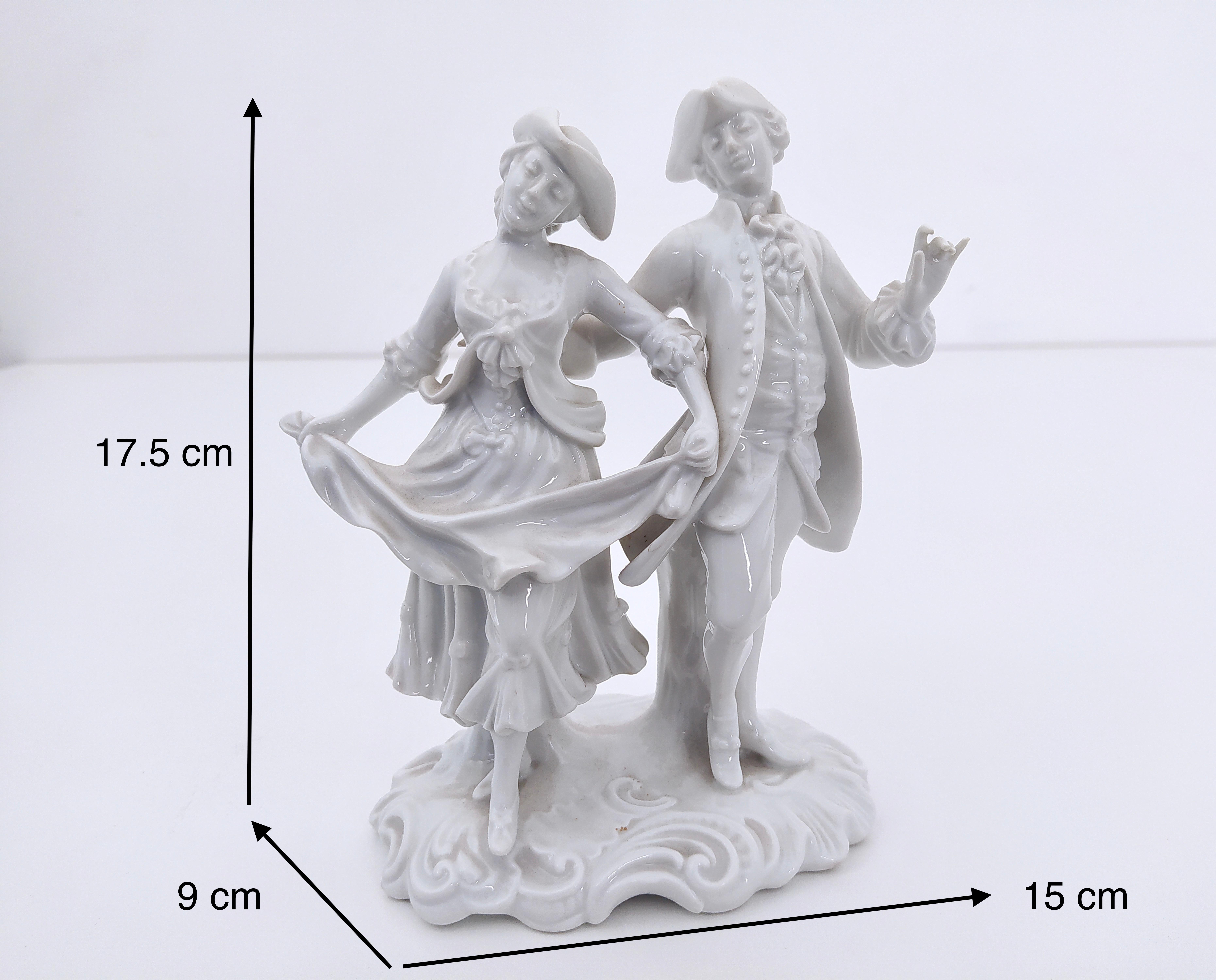 Objeto decorativo vintage de porcelana Capodimonte de Ginori, estilo rococó, Italia en venta 4