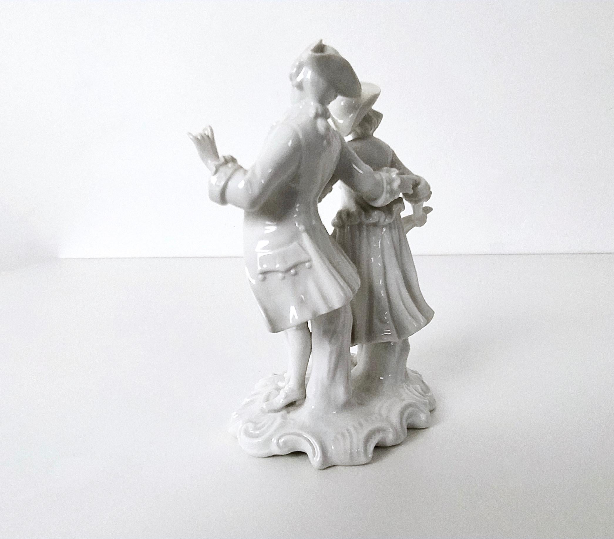 Italian Vintage Capodimonte Porcelain Decorative Item by Ginori, Rococo Style, Italy For Sale