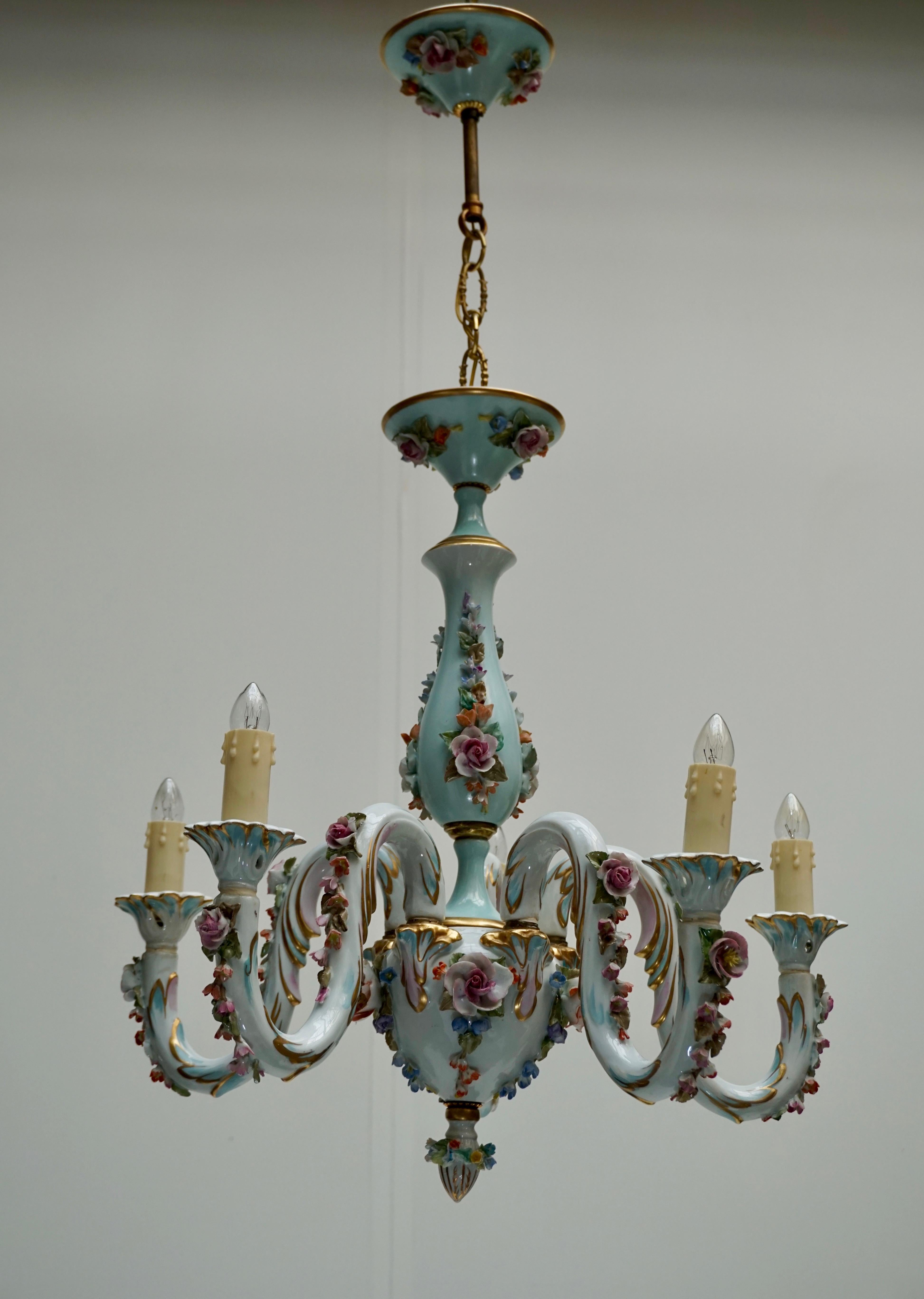 20th Century Capodimonte Porcelain Five Lights Chandelier Floral Patterns, Italy For Sale