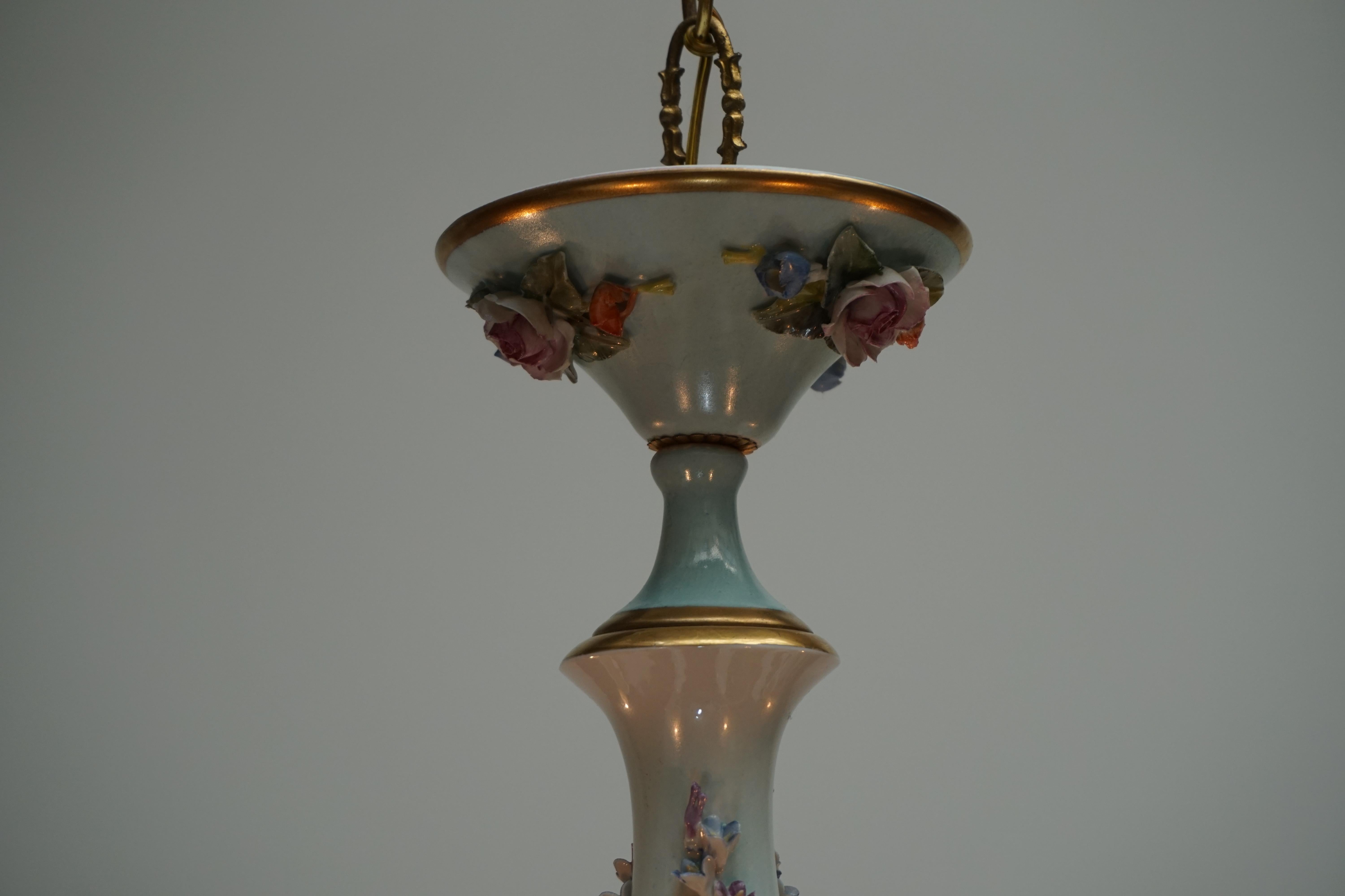 Capodimonte Porcelain Five Lights Chandelier Floral Patterns, Italy For Sale 3